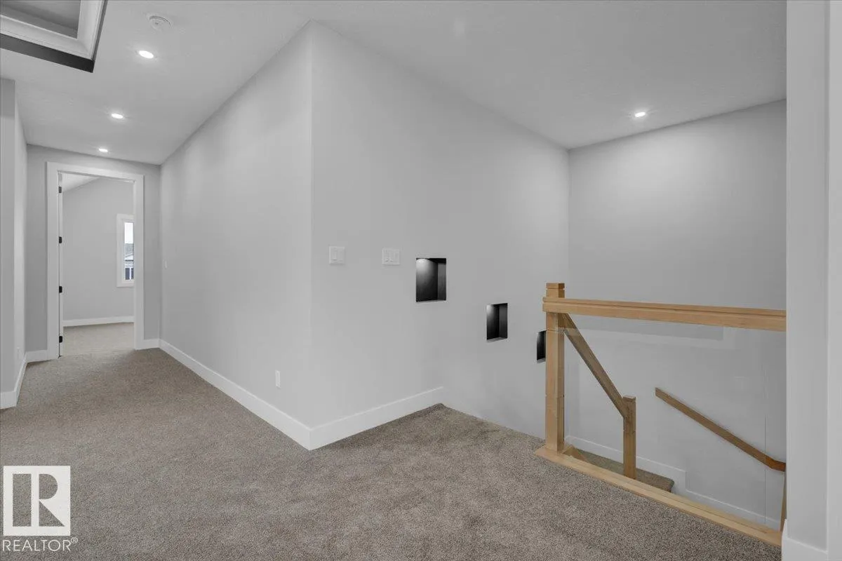 63 WAVERLY Way