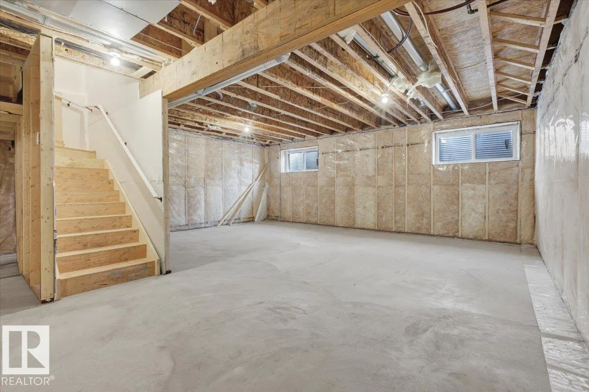 63 WAVERLY Way