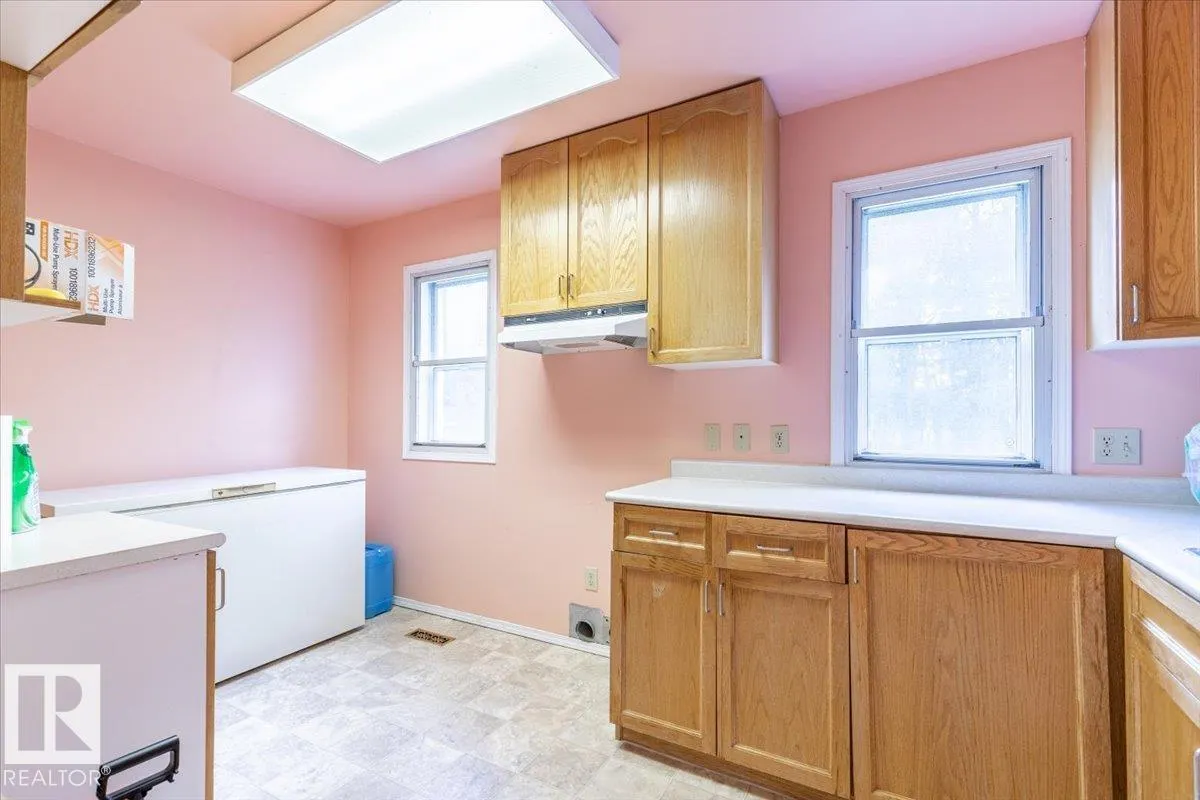 57021 RGE ROAD 213