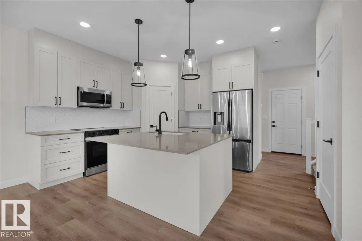 163 CALEDON Crescent