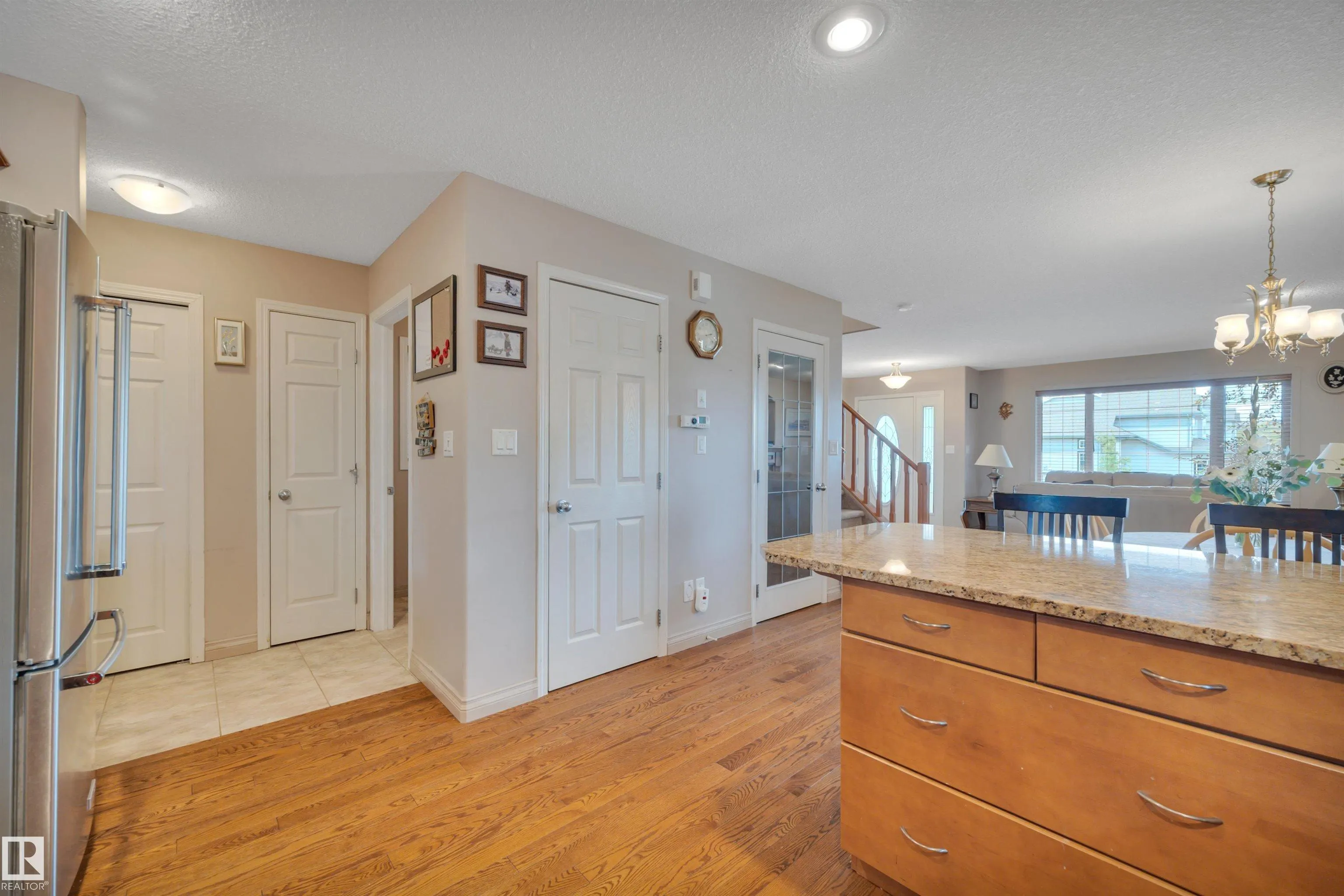 63 SUNTREE Promenade