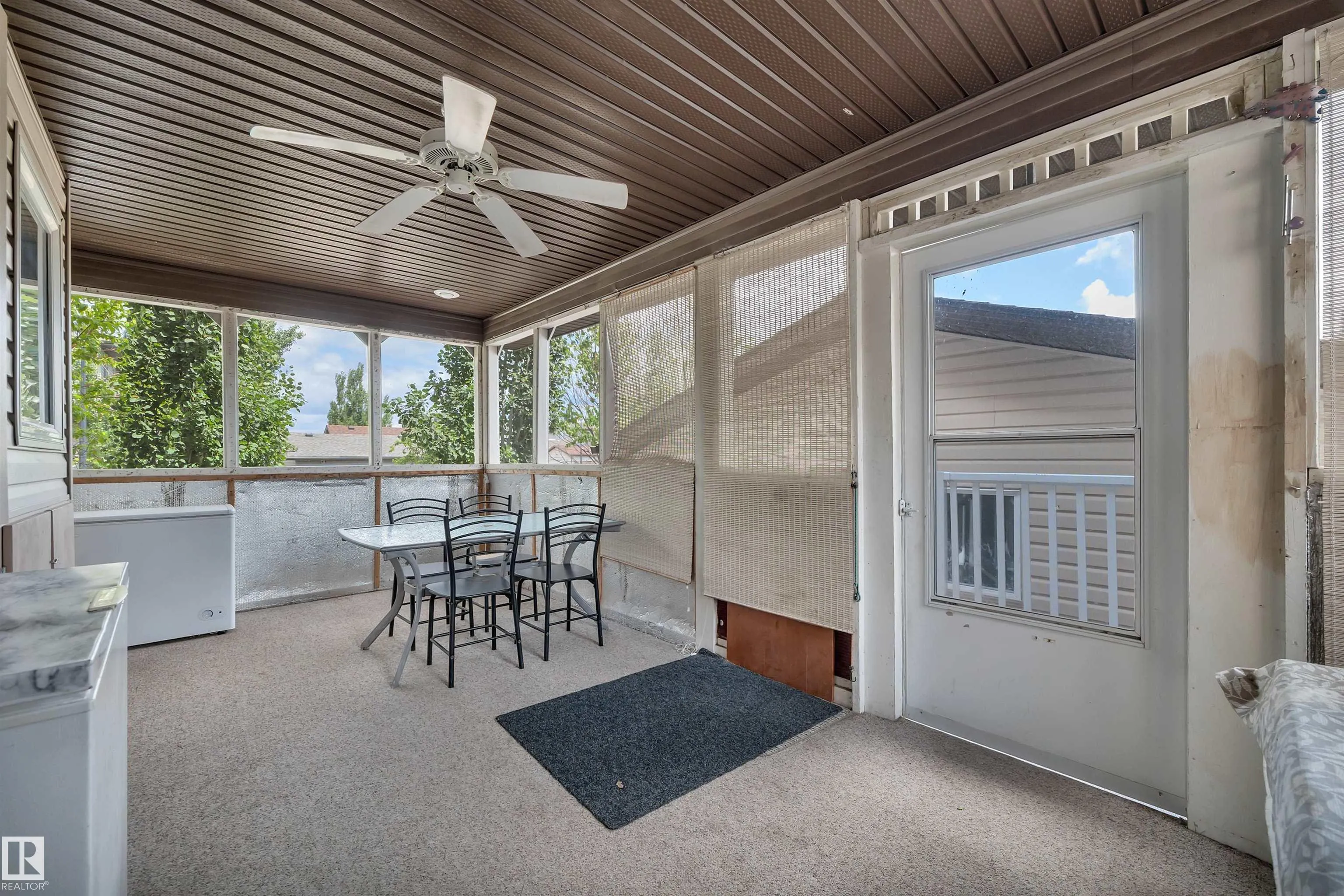 63 SUNTREE Promenade