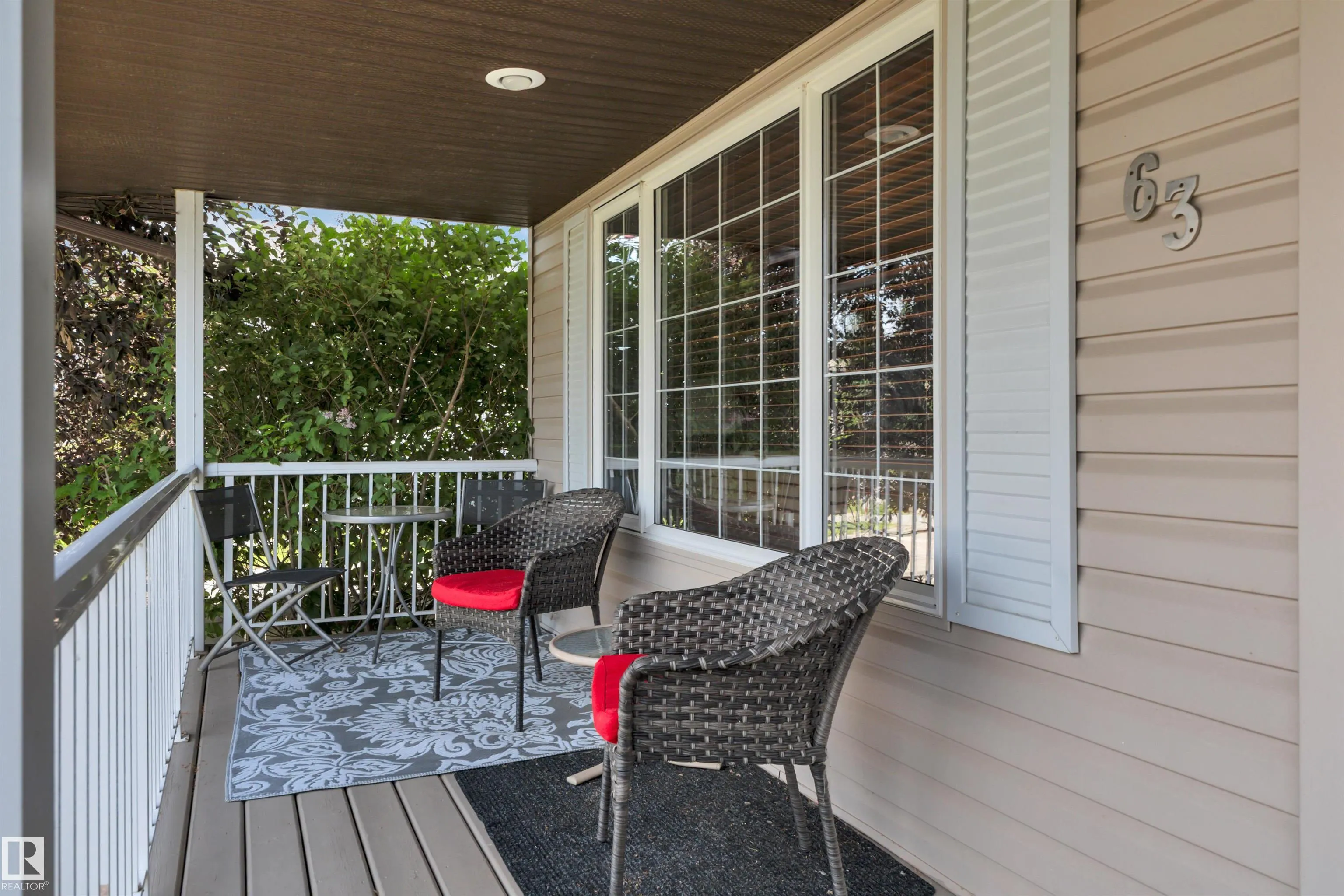 63 SUNTREE Promenade