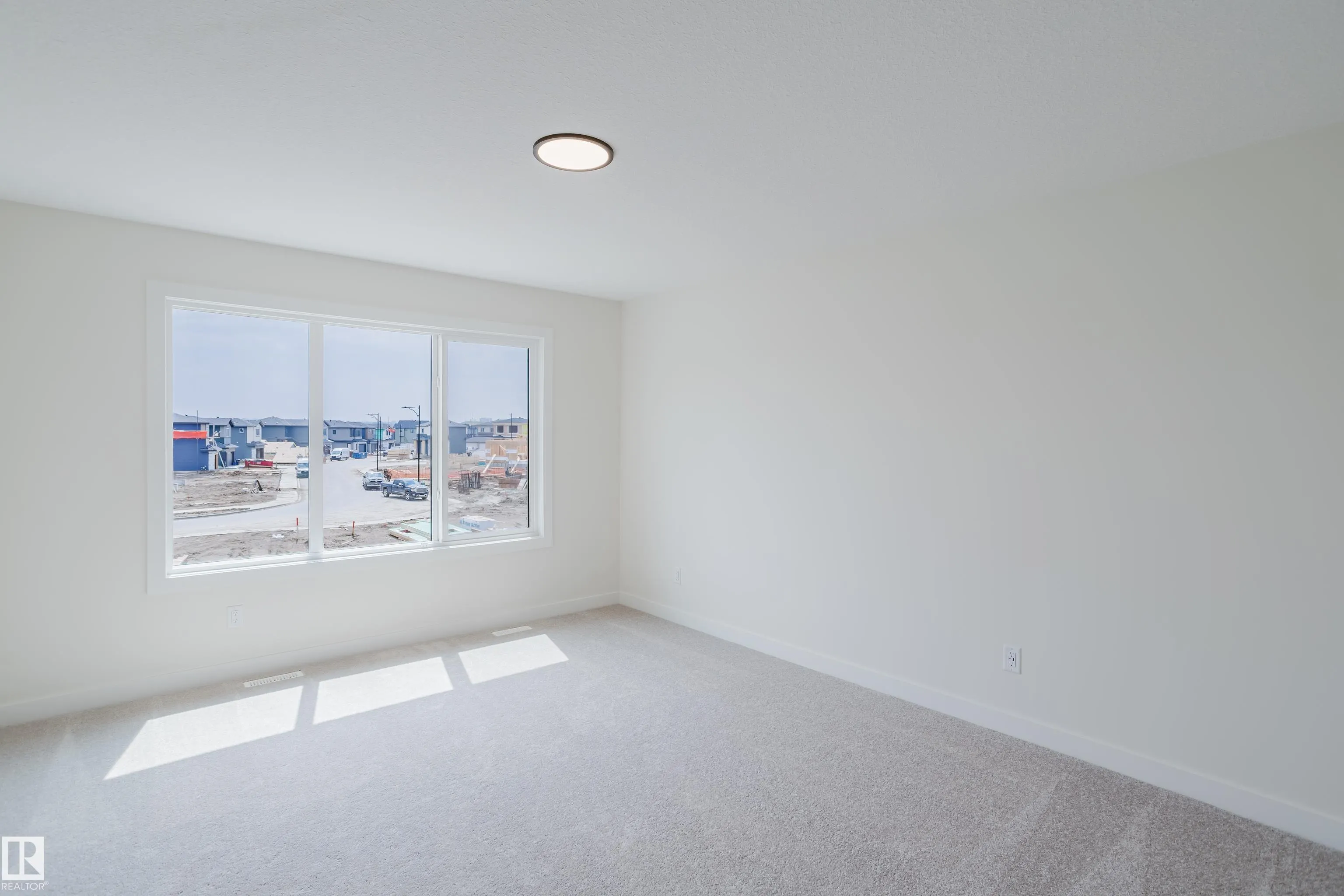 143 Catria Point(e)