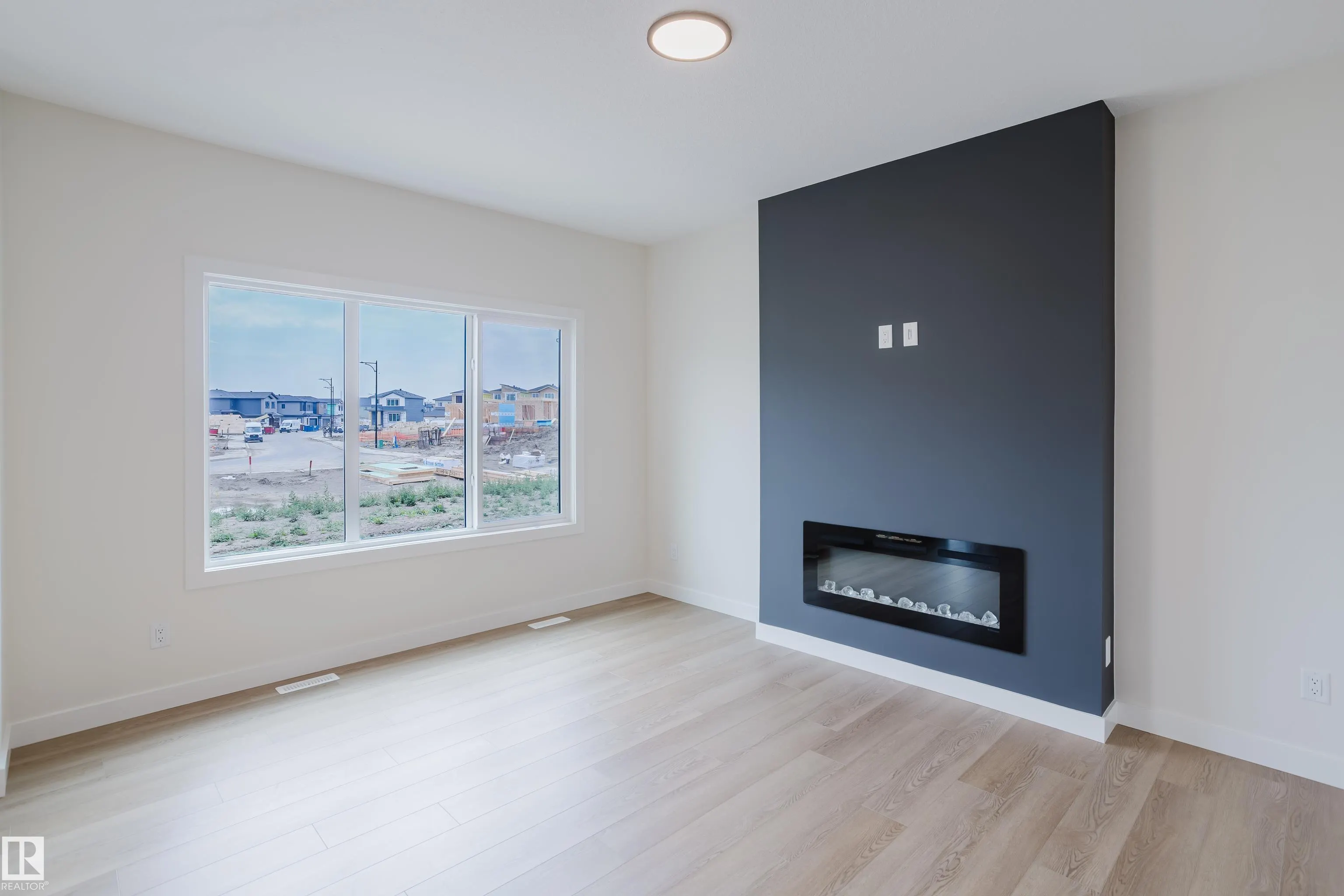 143 Catria Point(e)