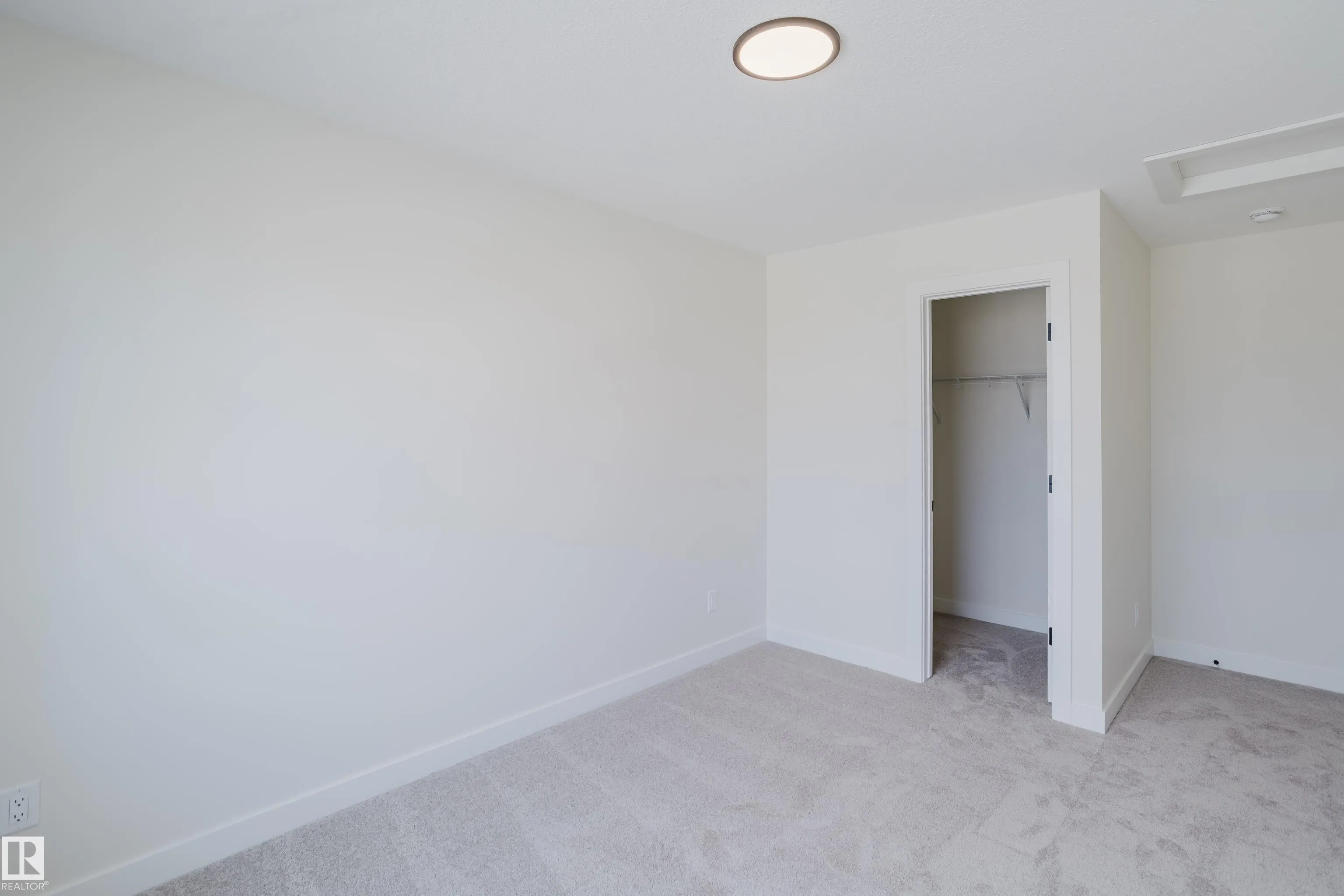 143 Catria Point(e)