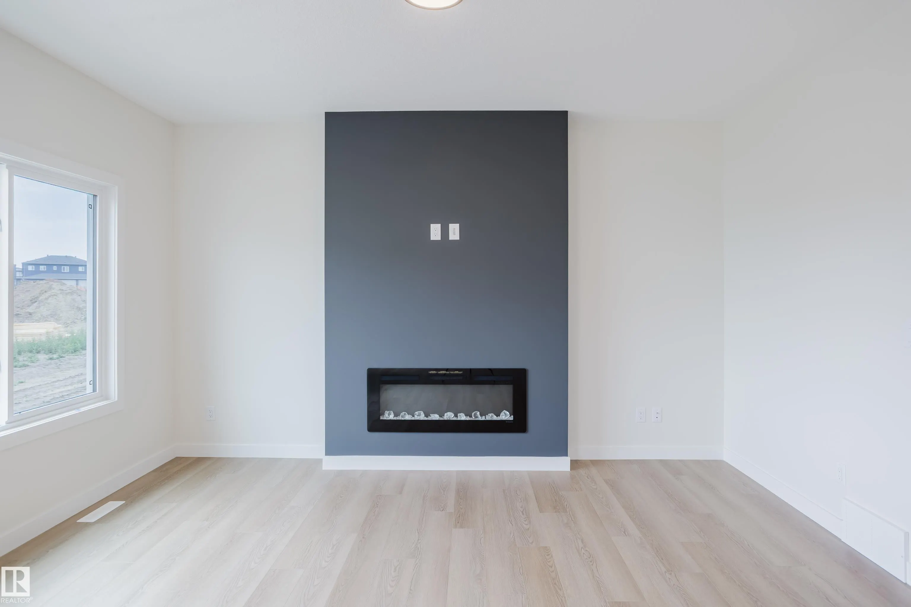 143 Catria Point(e)