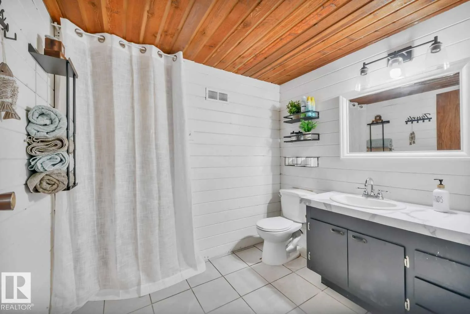 61076 TWP ROAD 462 A