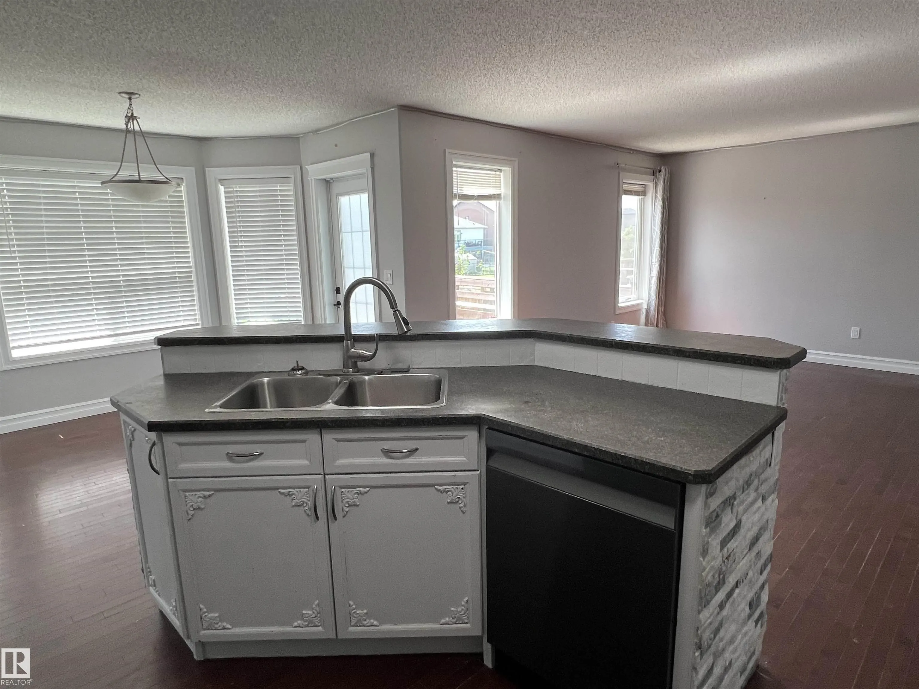 21 BIRCH Place