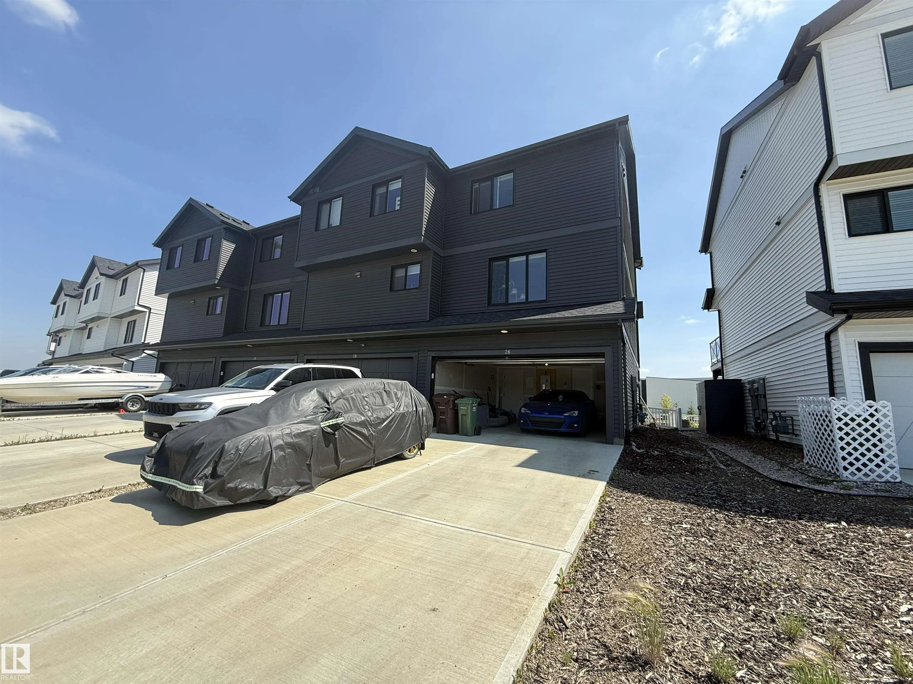 26 JENSEN Gate