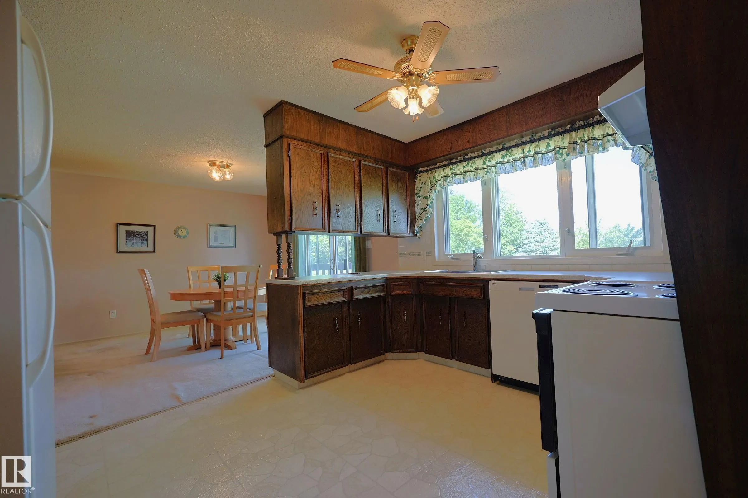24213 TWP ROAD 554
