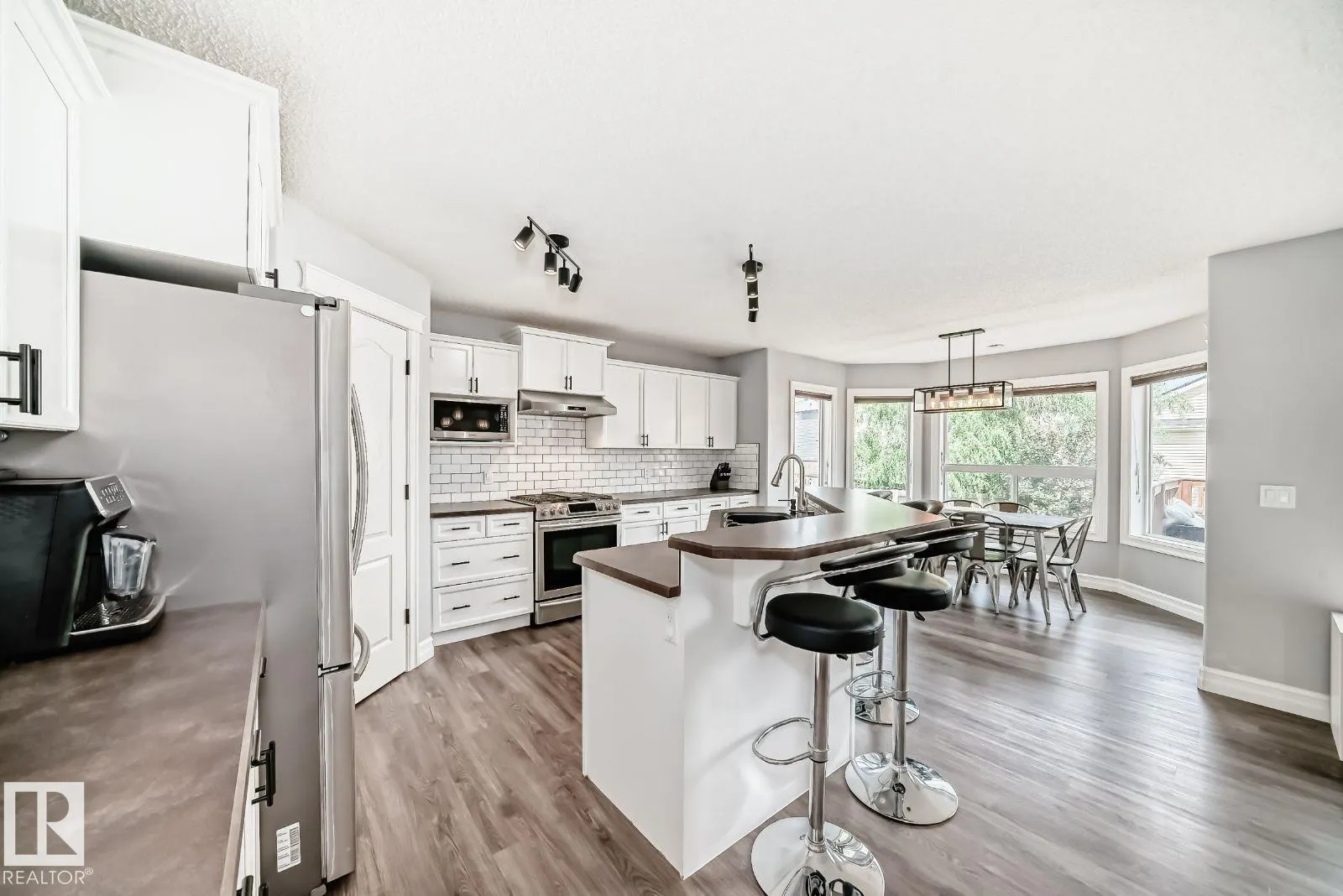 220 FOXTAIL Way