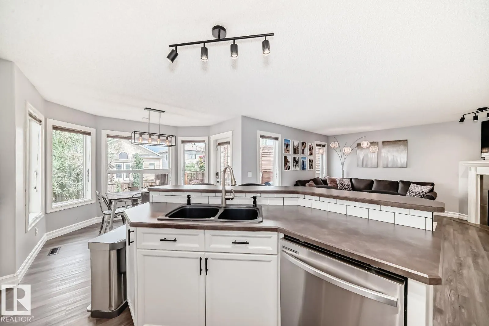 220 FOXTAIL Way