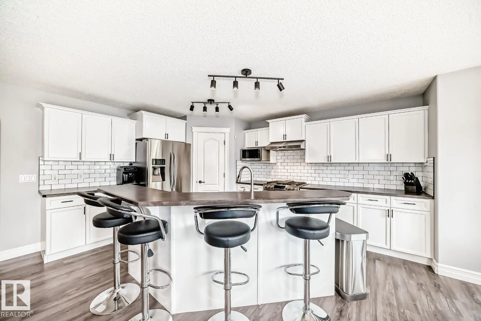 220 FOXTAIL Way