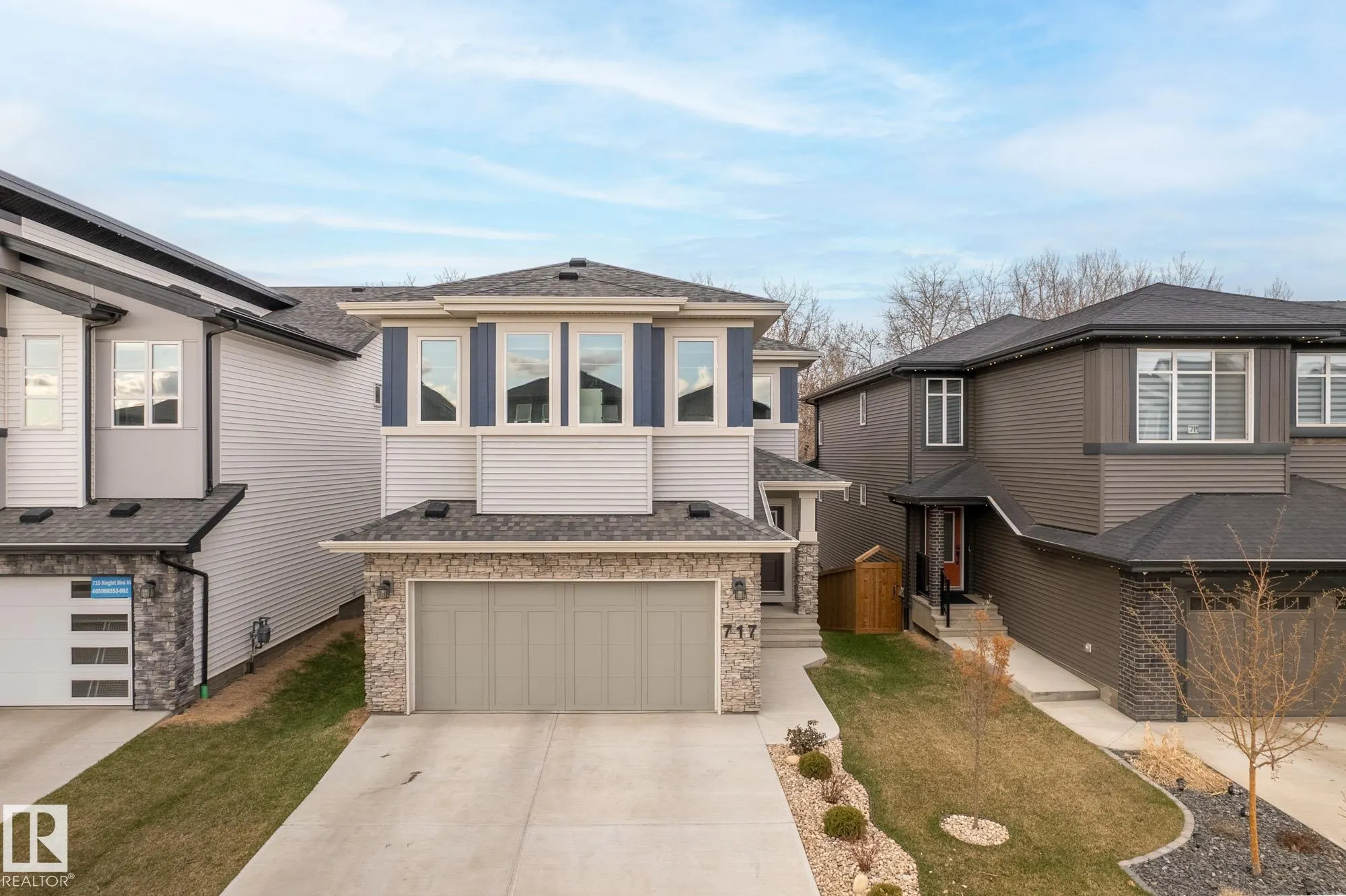 717 KINGLET Boulevard