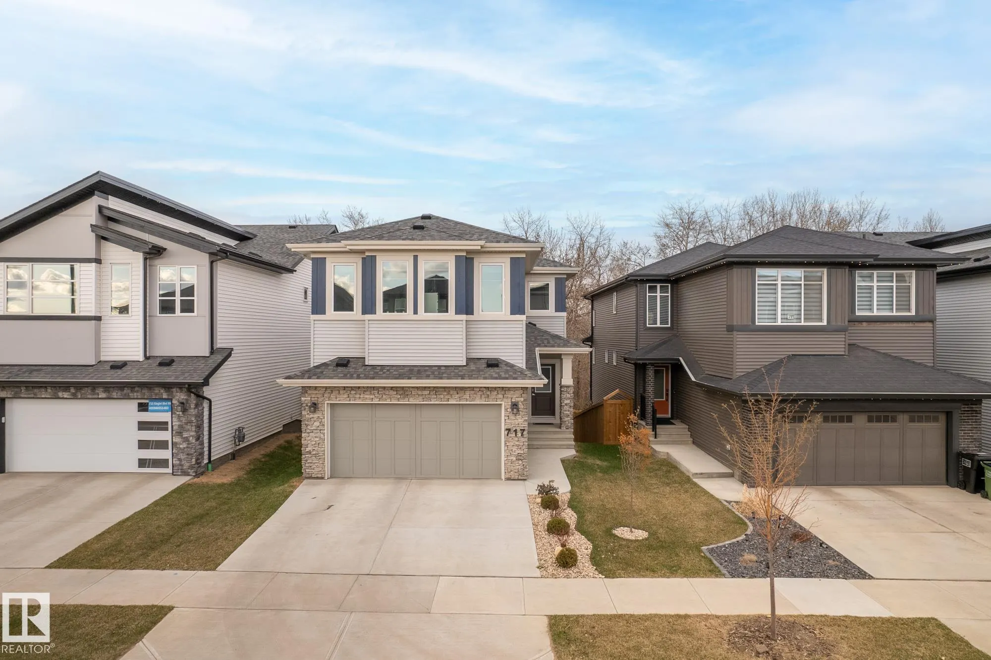 717 KINGLET Boulevard