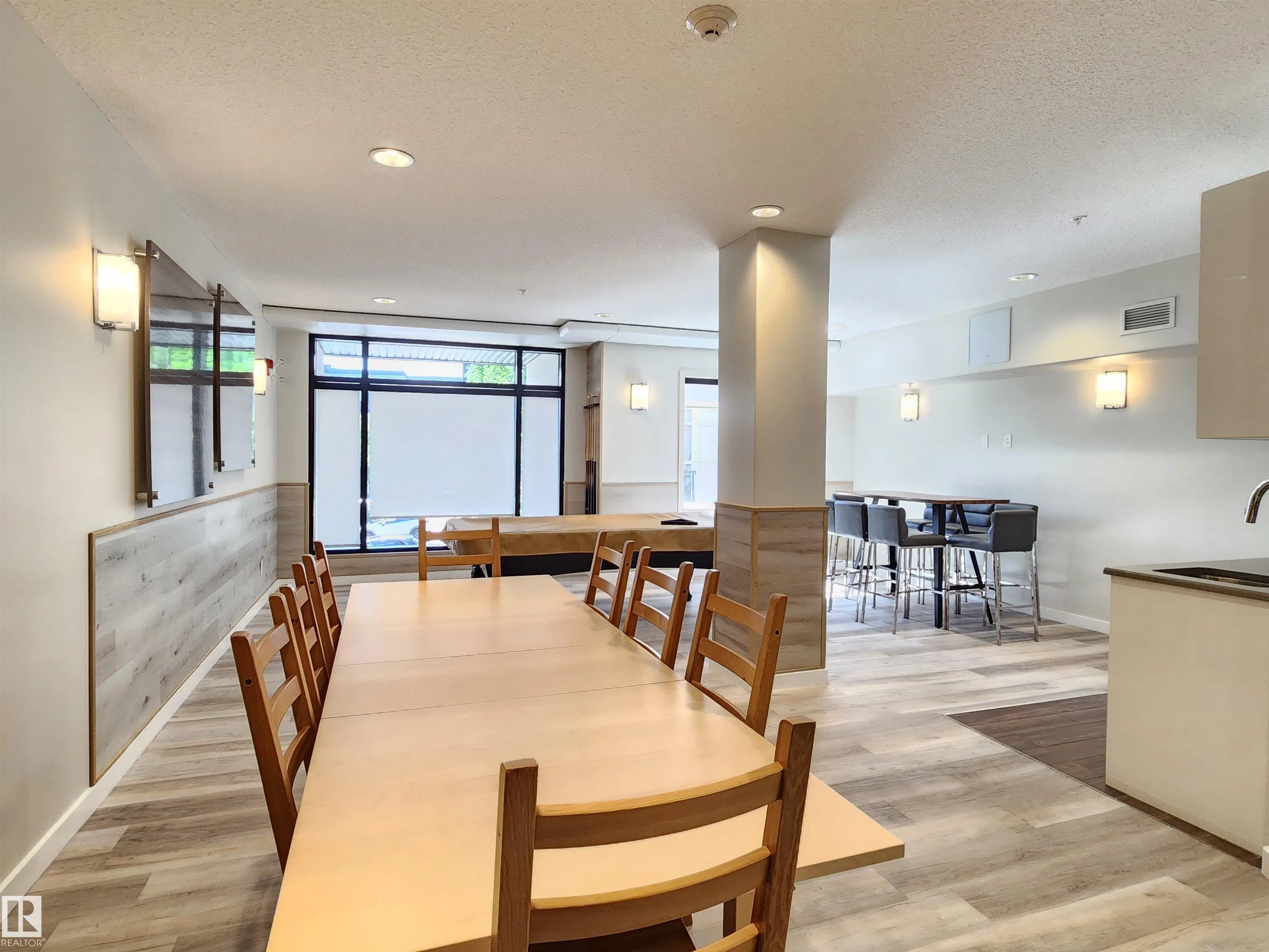 1144 ADAMSON Drive