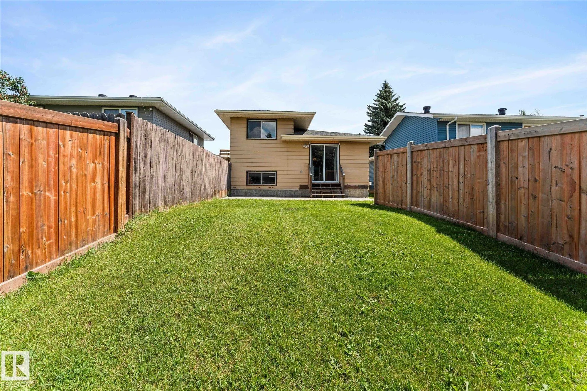33 Westglen Crescent