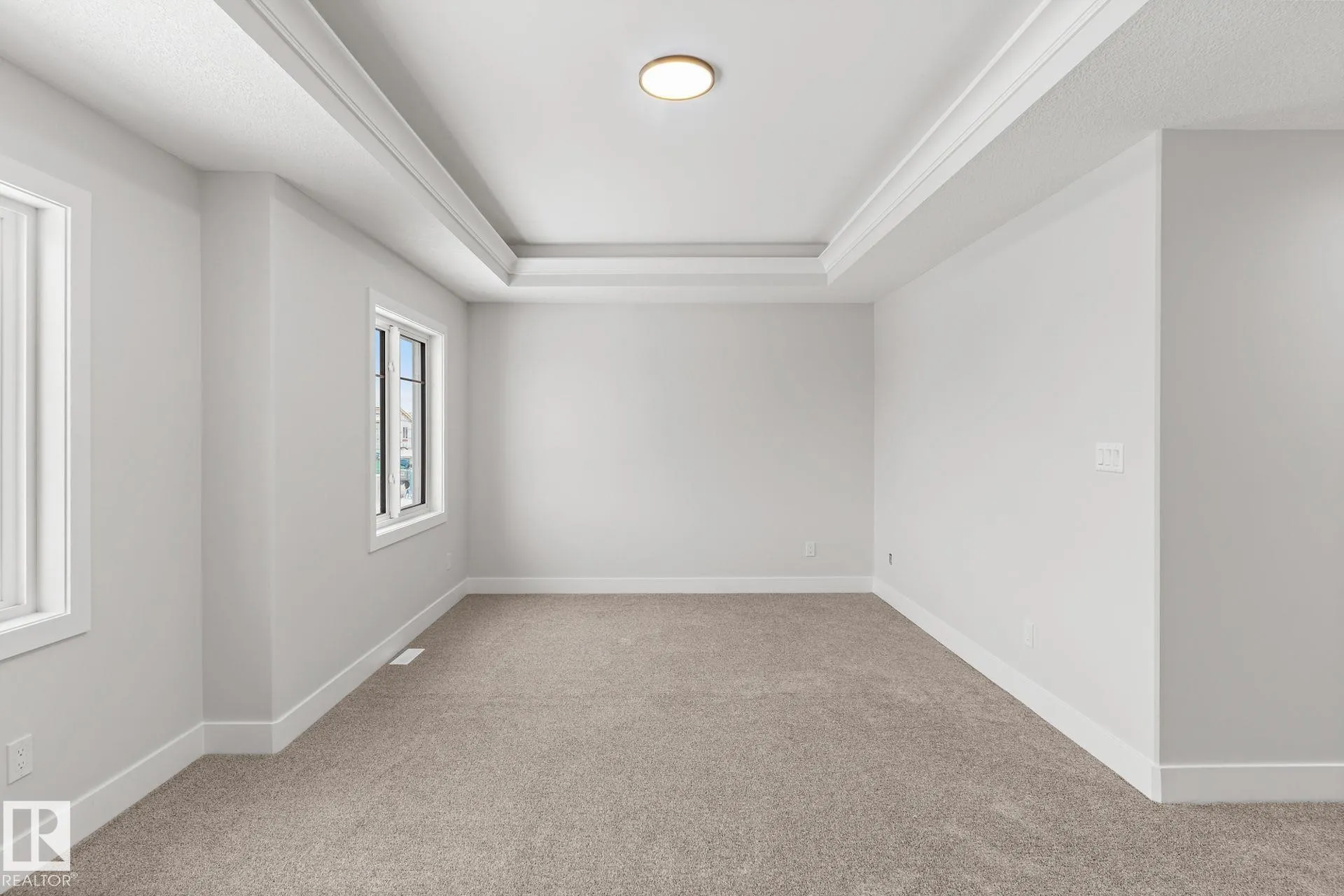 66 Hemingway Crescent