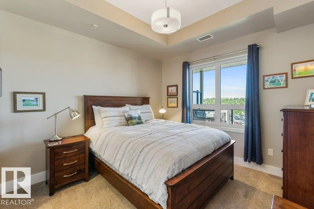 200 BELLEROSE Drive