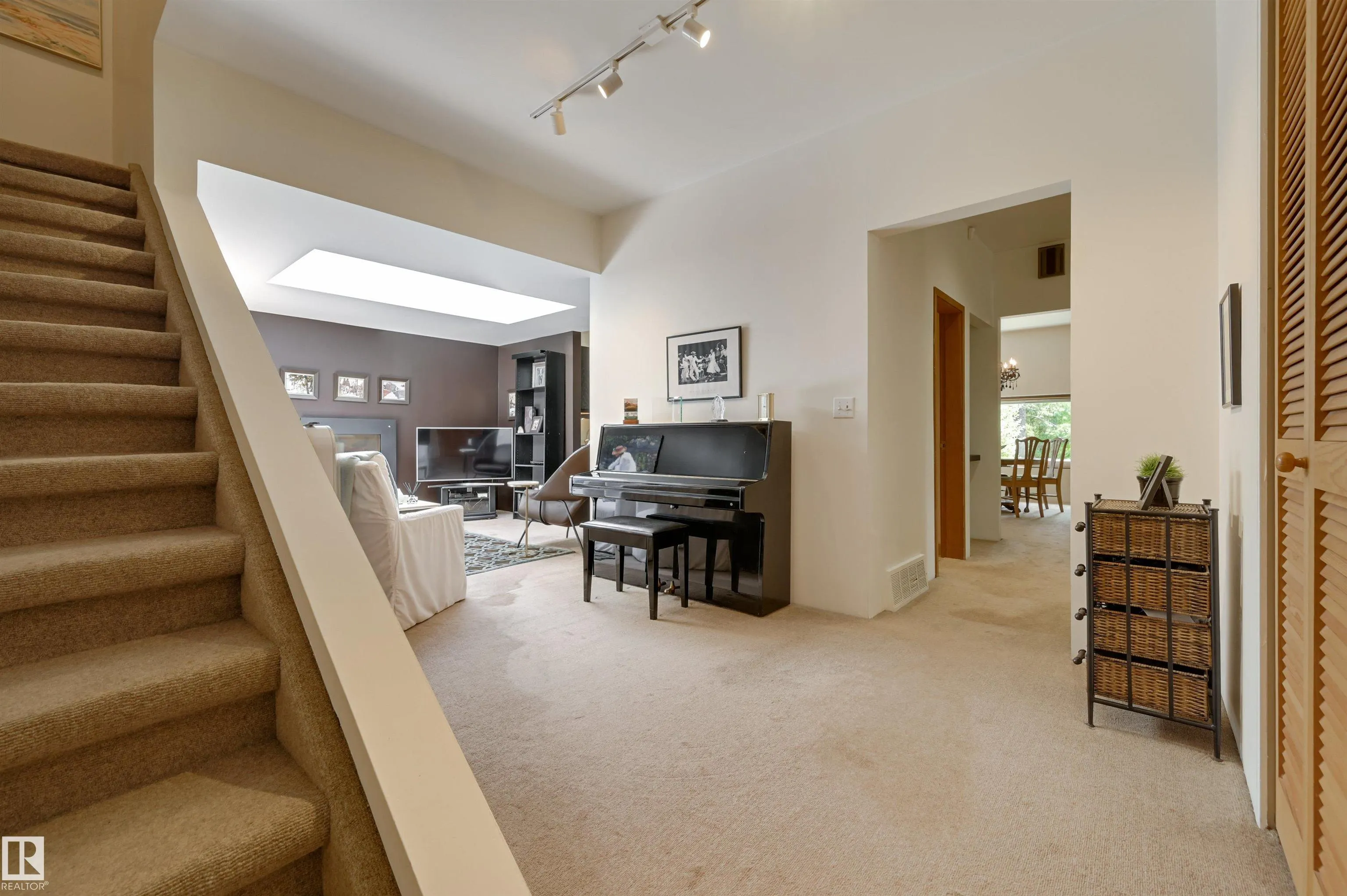 14232 RAVINE Drive