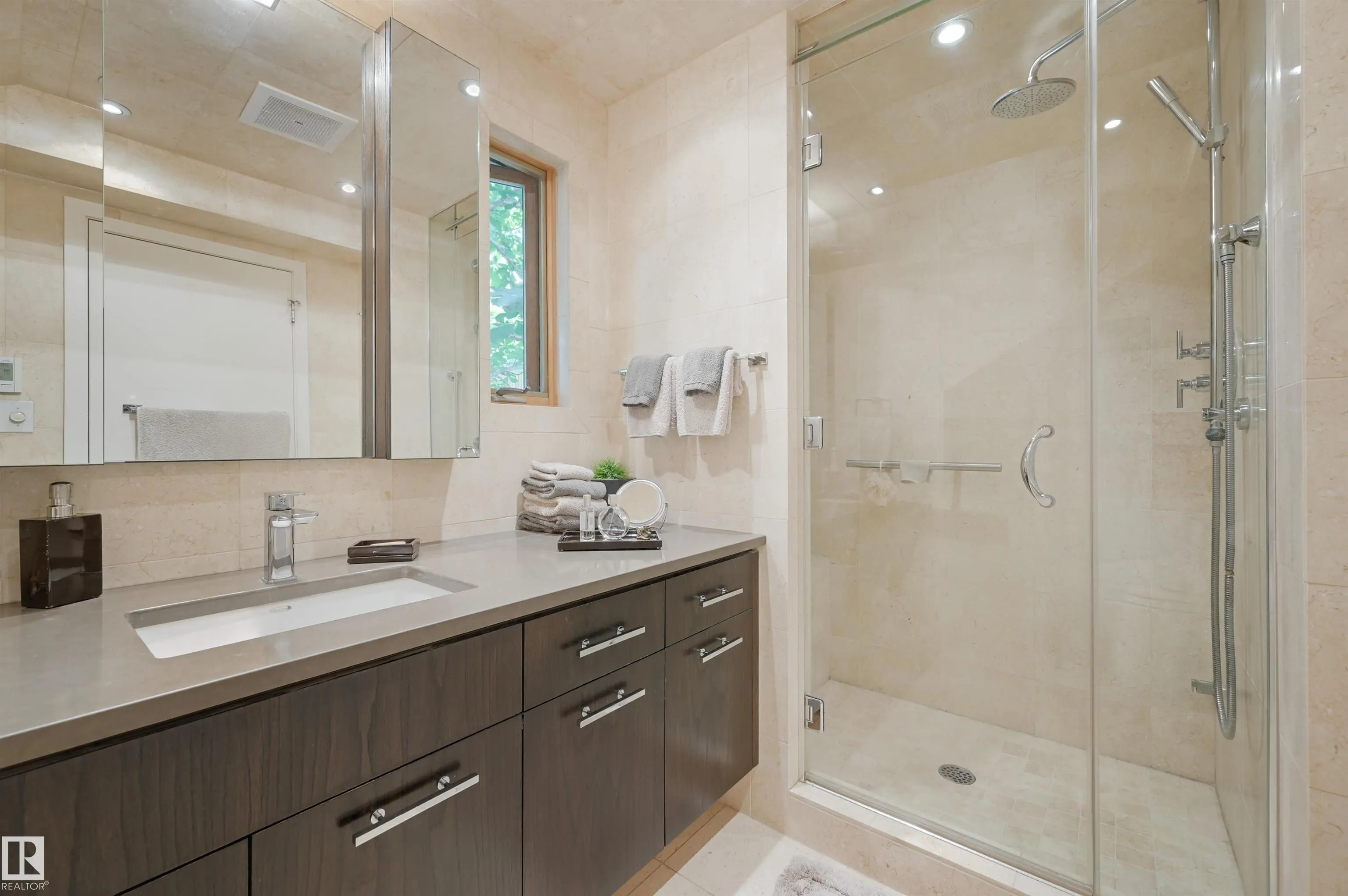 14232 RAVINE Drive