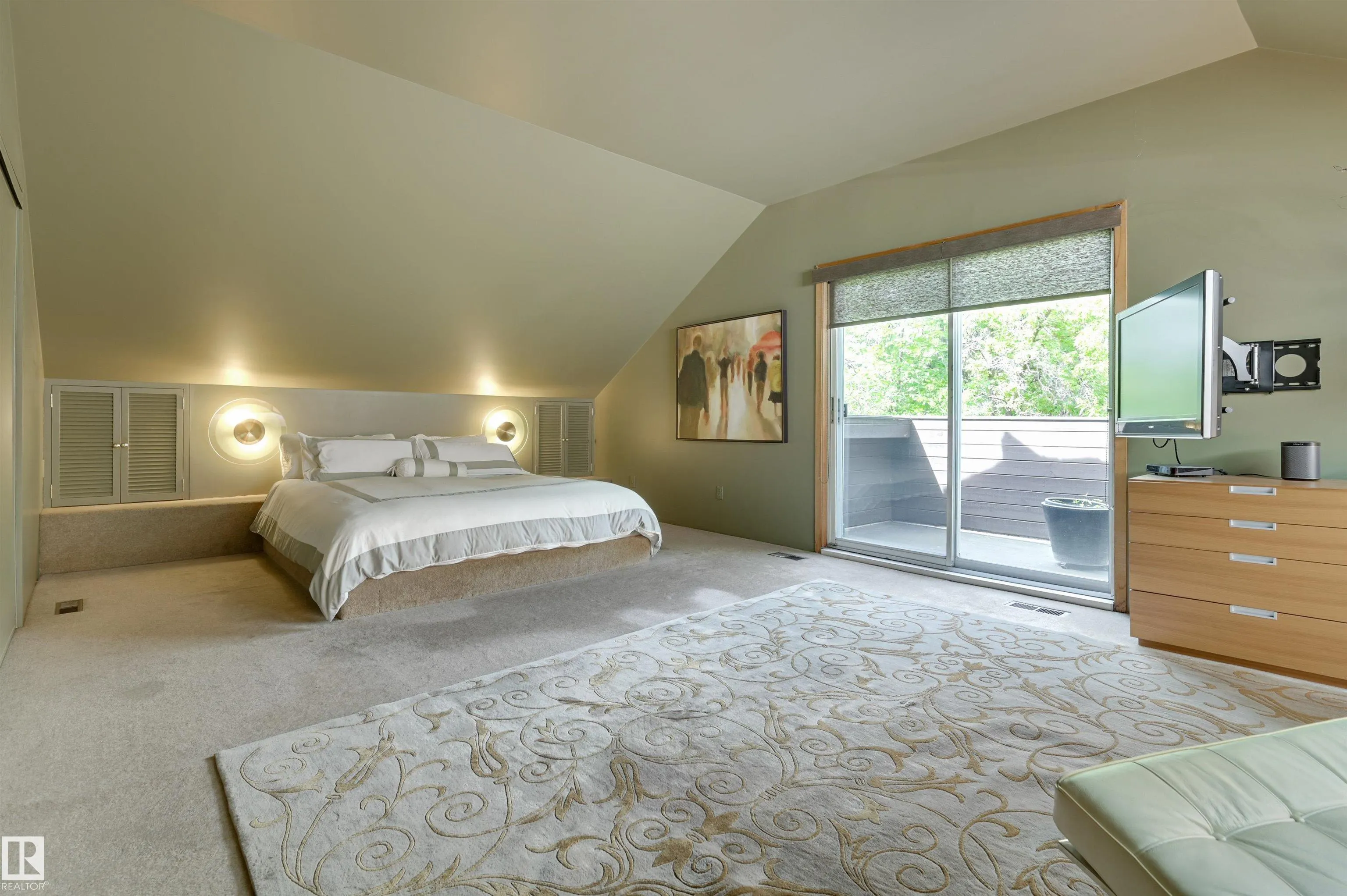 14232 RAVINE Drive