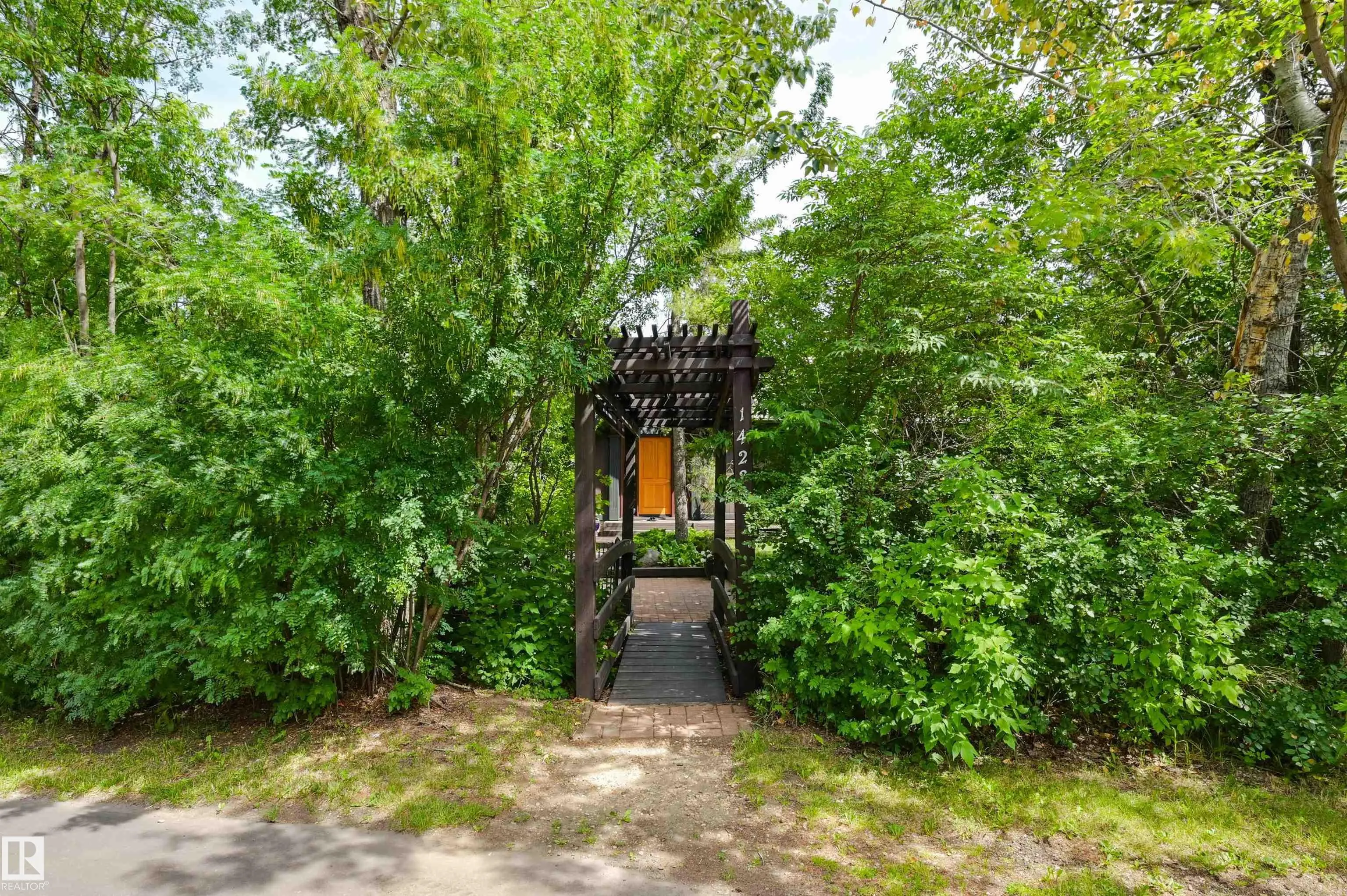 14232 RAVINE Drive
