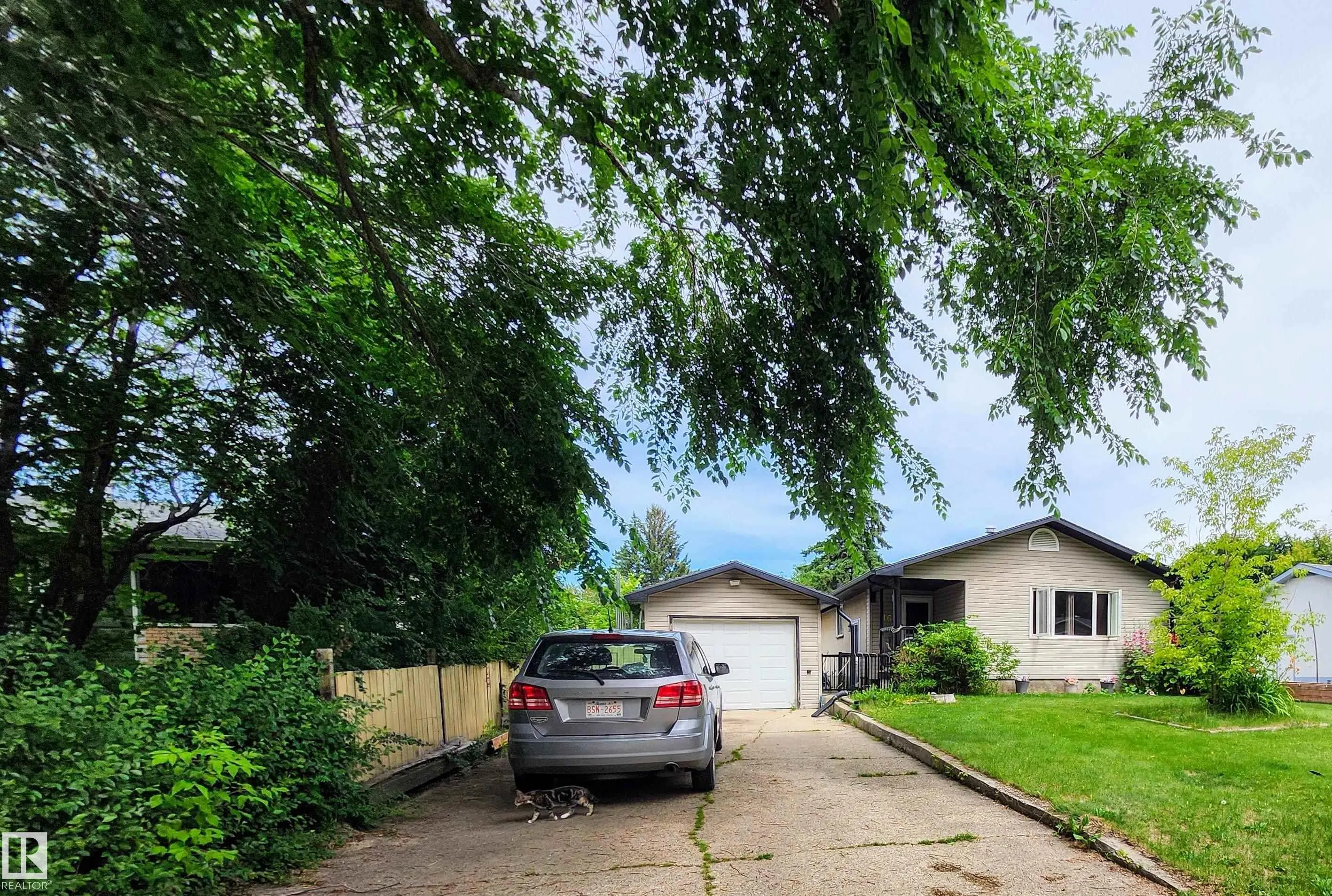 16 RAVEN Drive