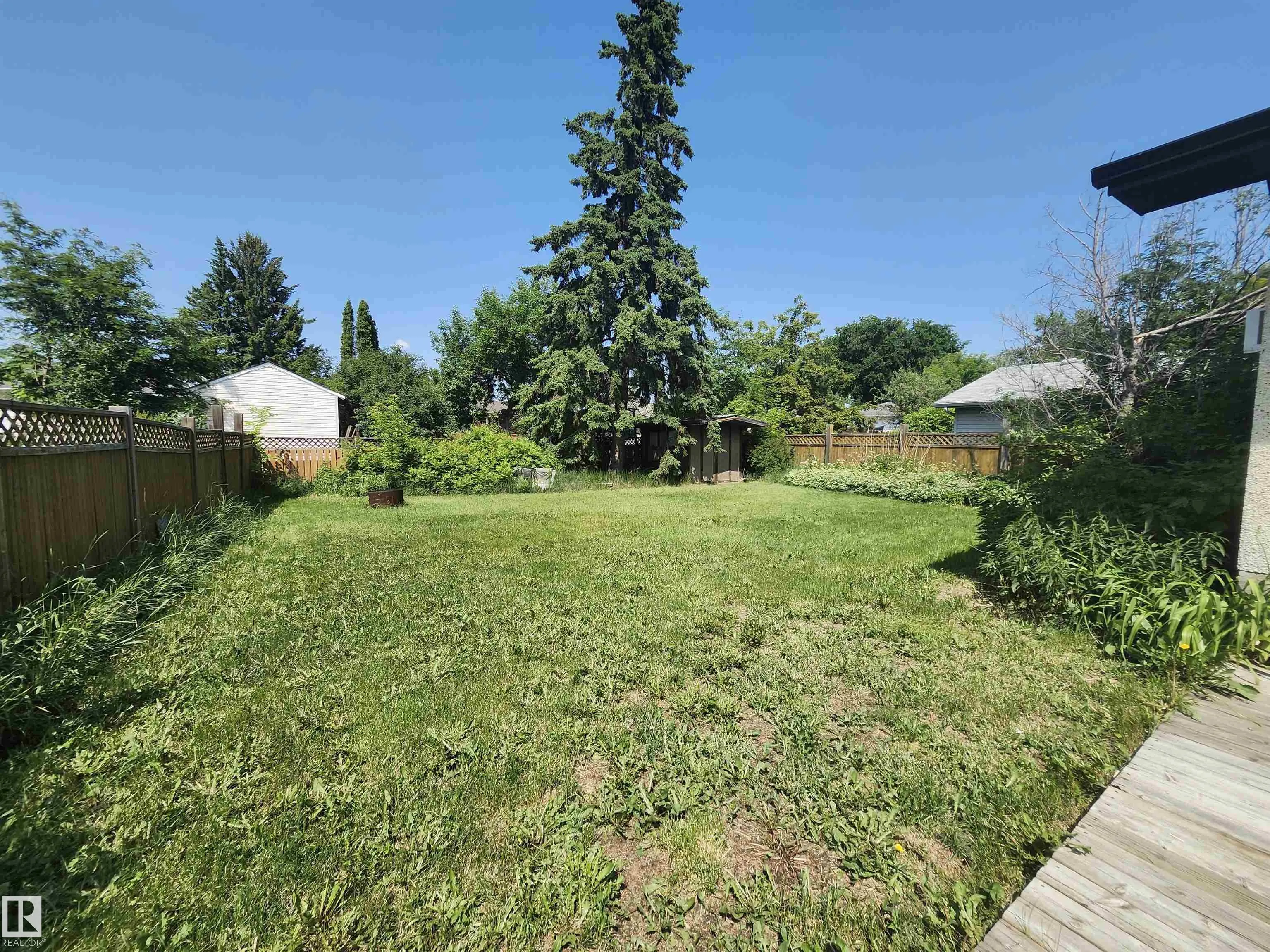 16 RAVEN Drive