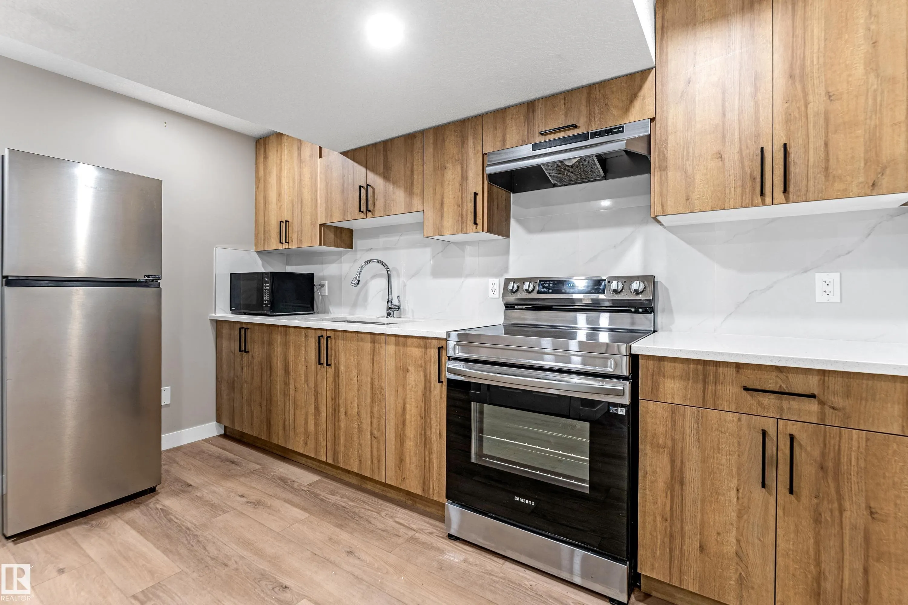 1411 12 Street