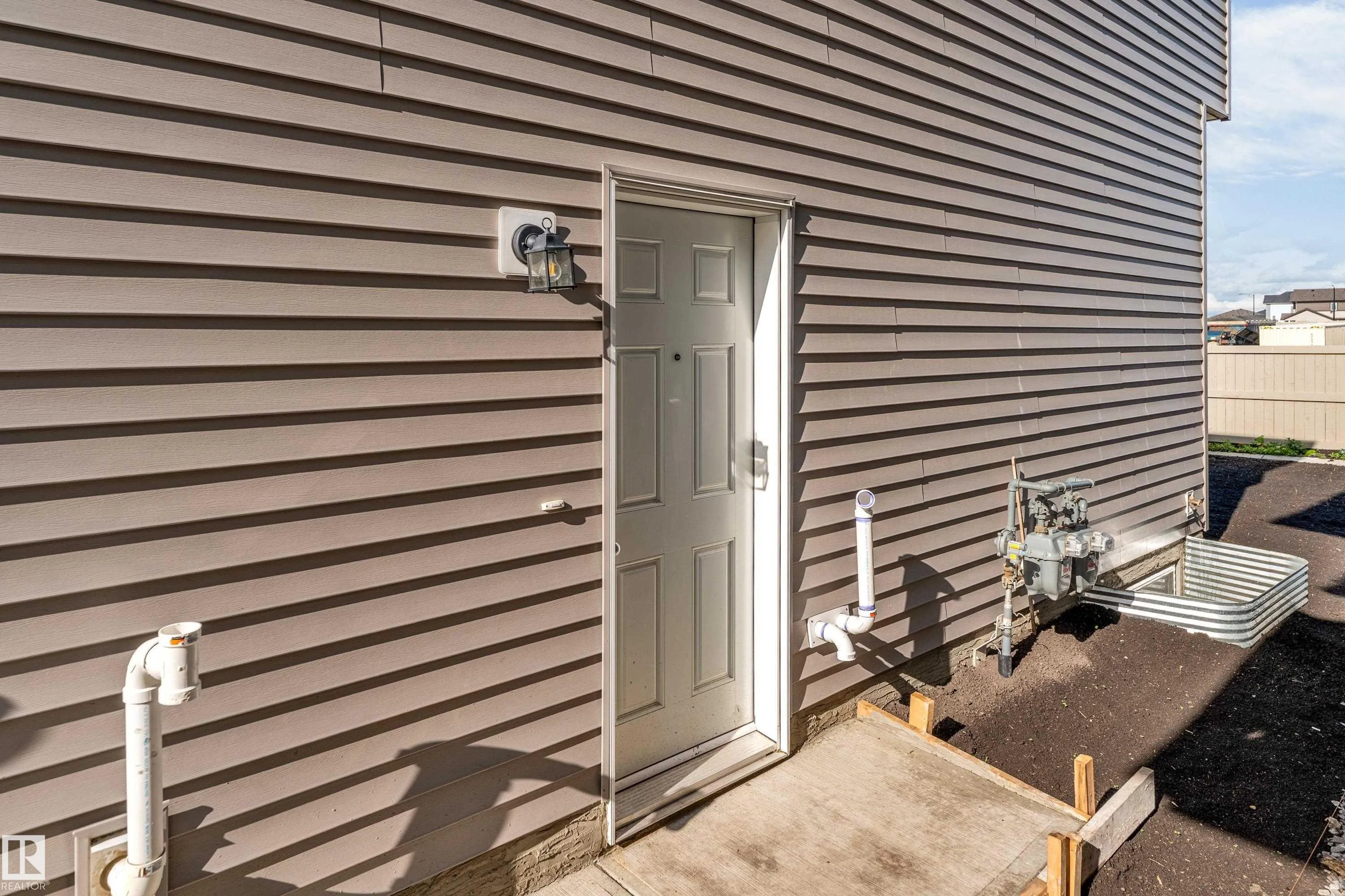1411 12 Street