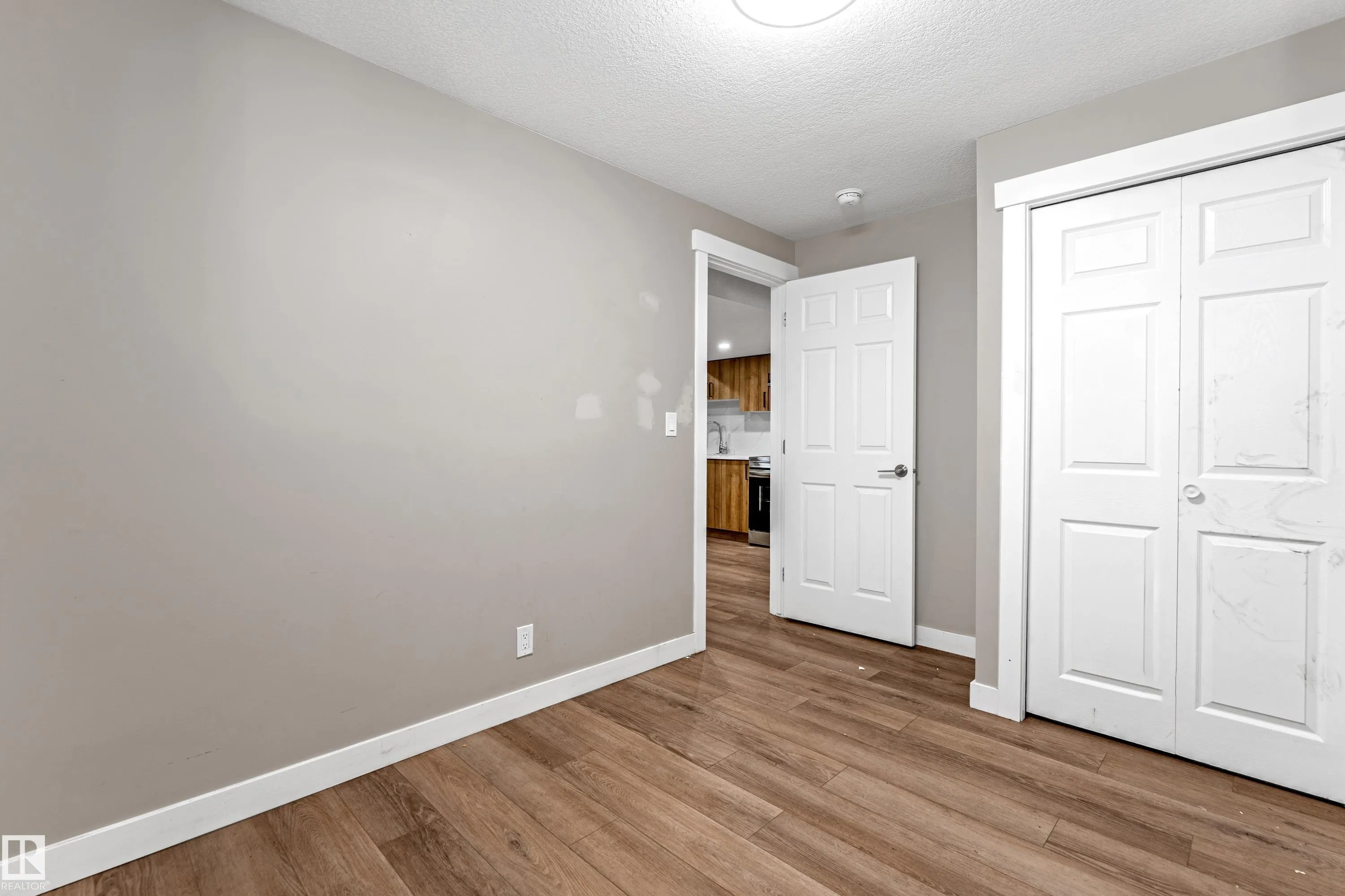 1411 12 Street