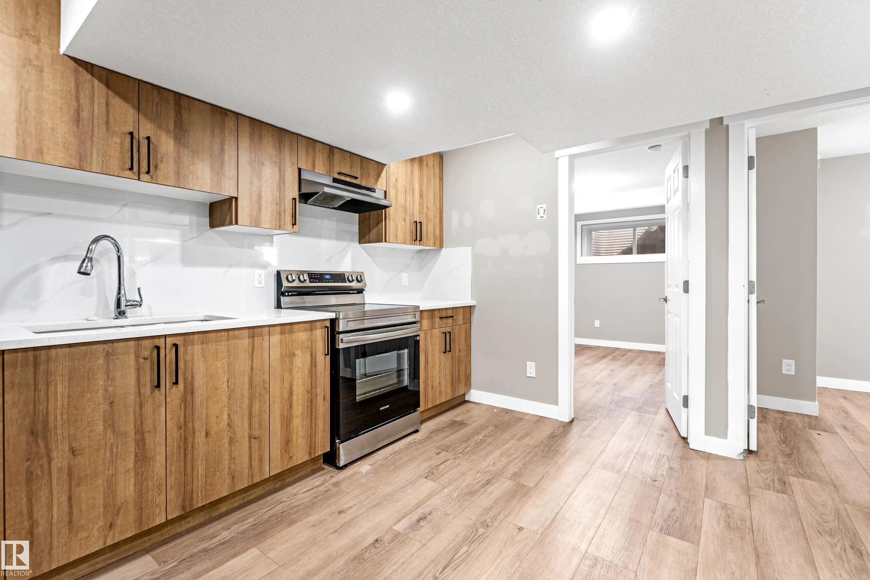 1411 12 Street