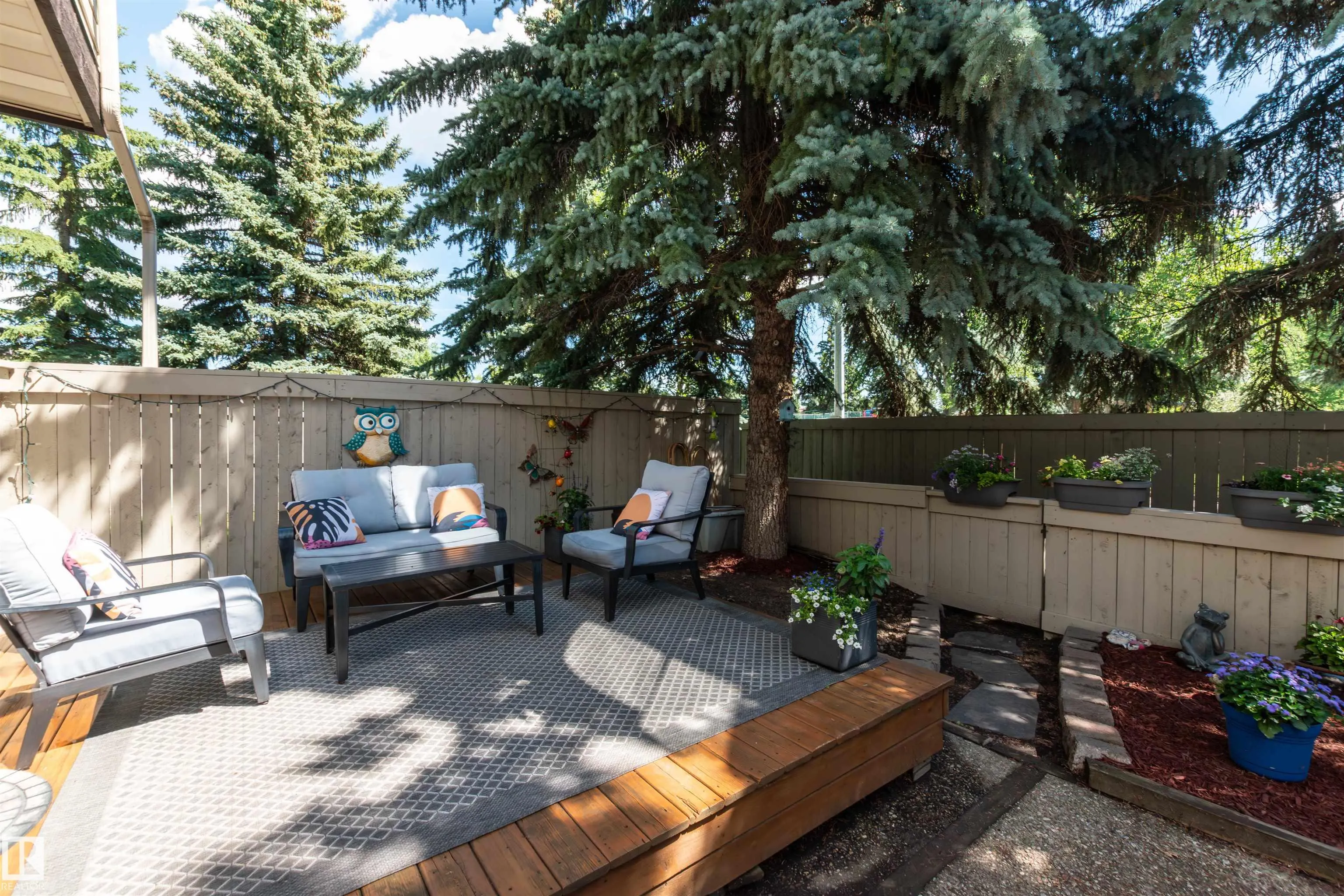 614 WOODBRIDGE Way