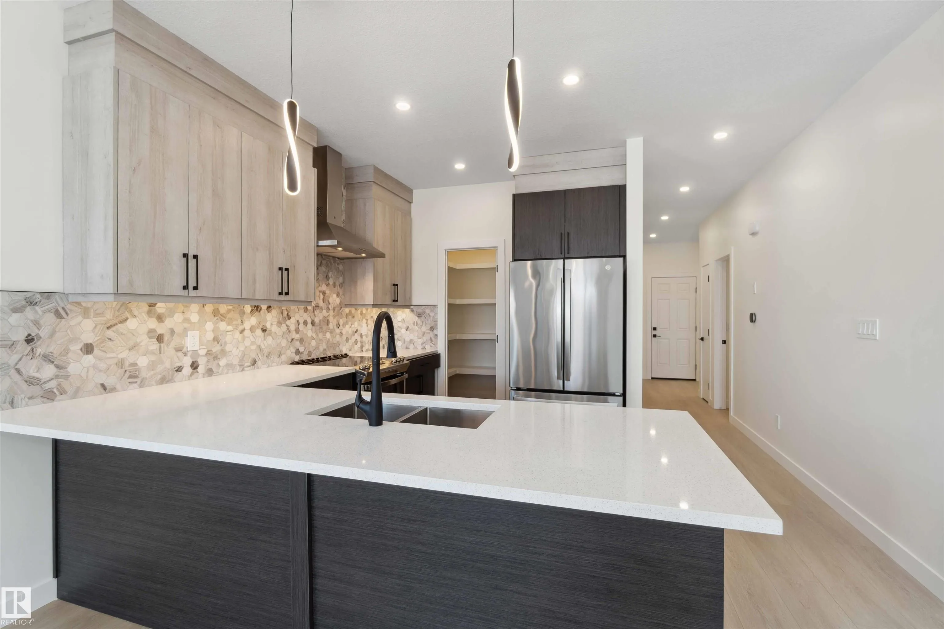 15 BRUNSWYCK Crescent