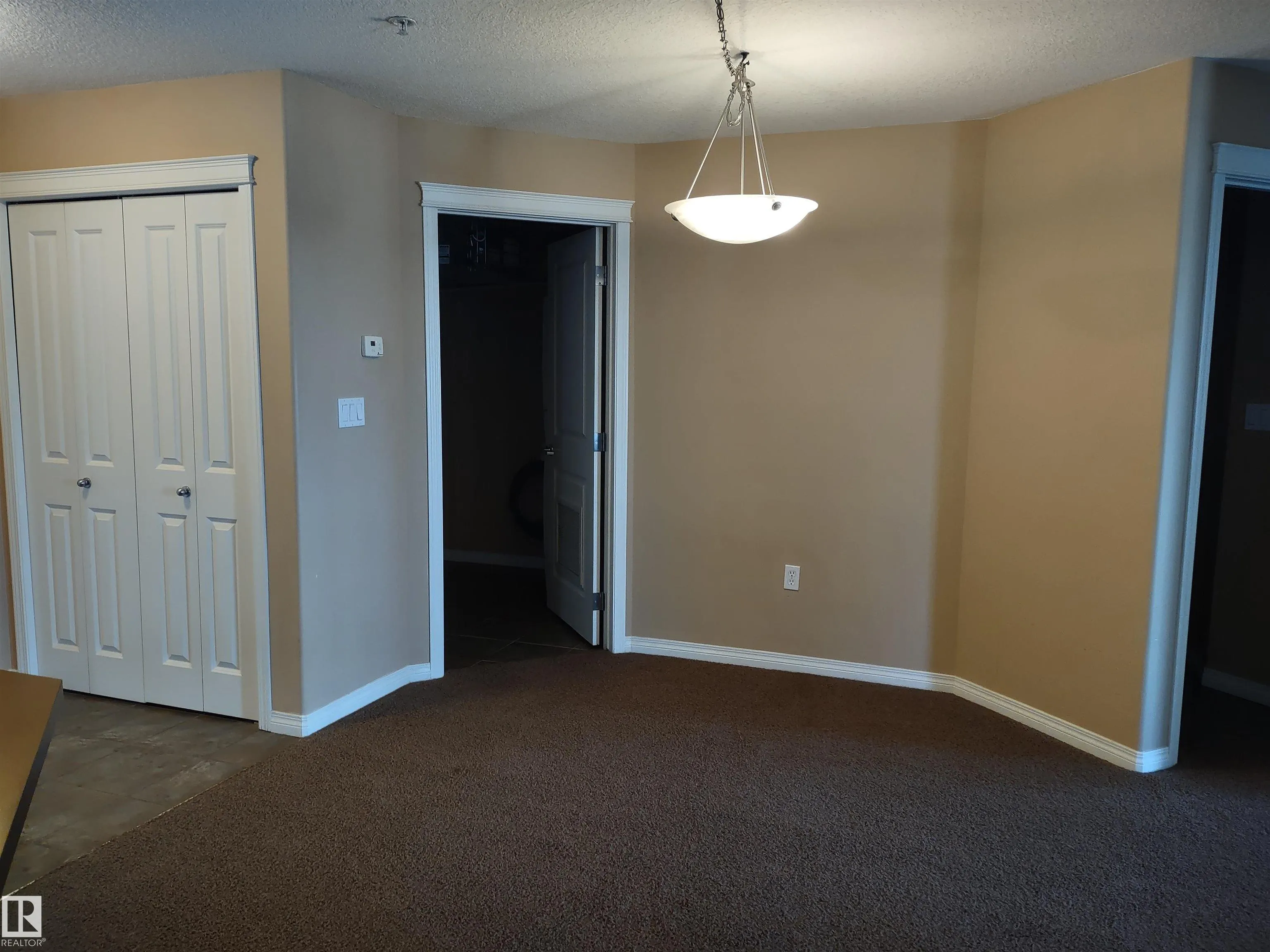 300 SPRUCE RIDGE Road