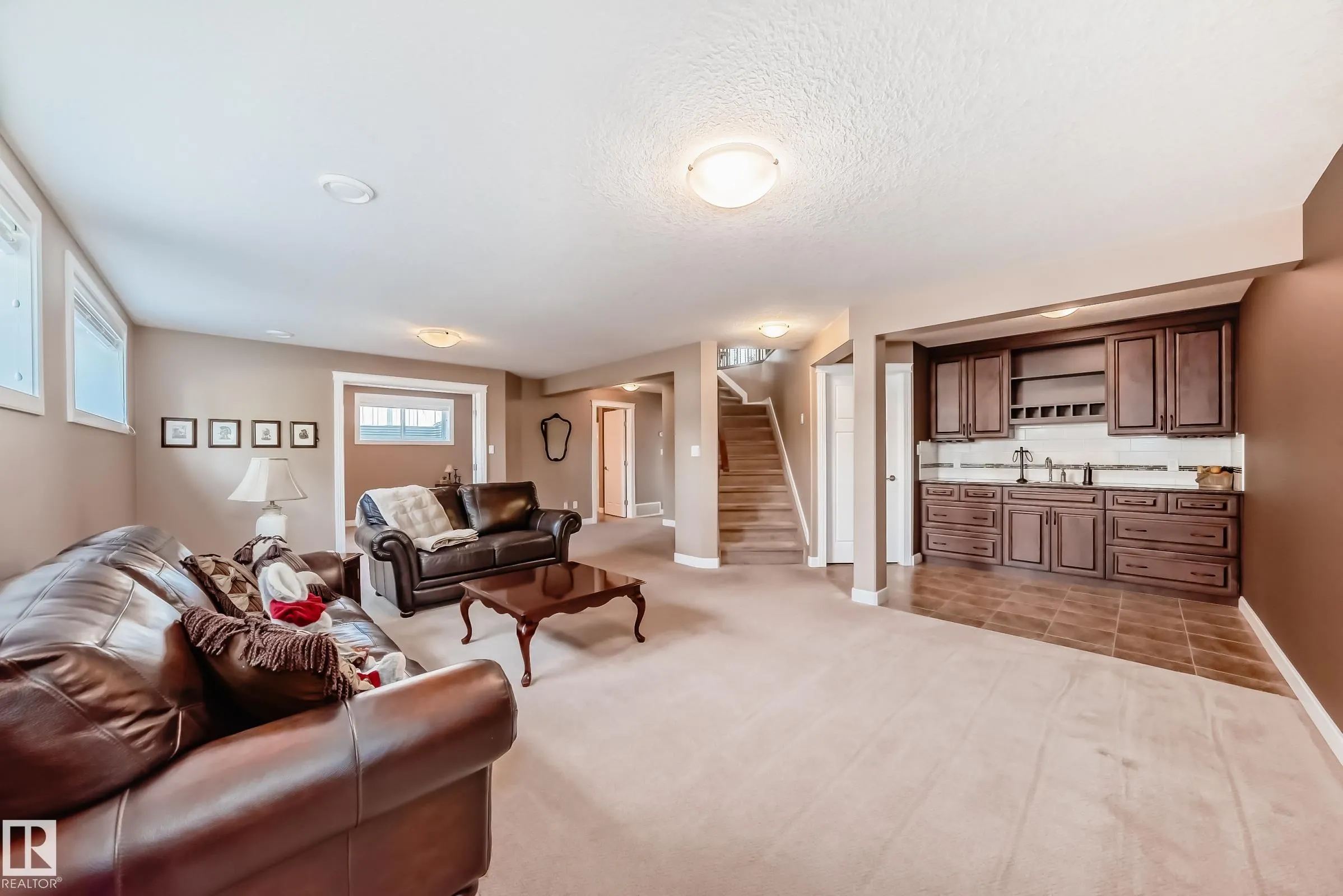 1 LINCOLN Cove