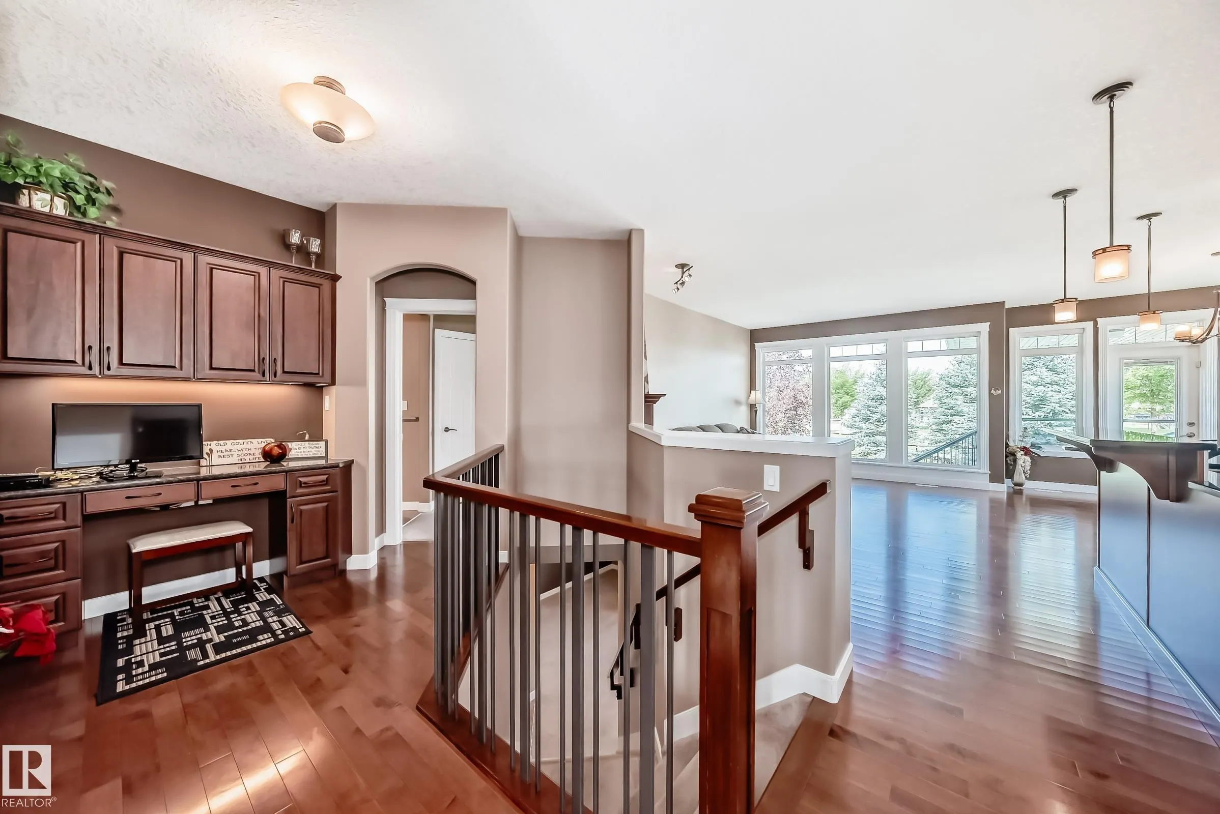 1 LINCOLN Cove