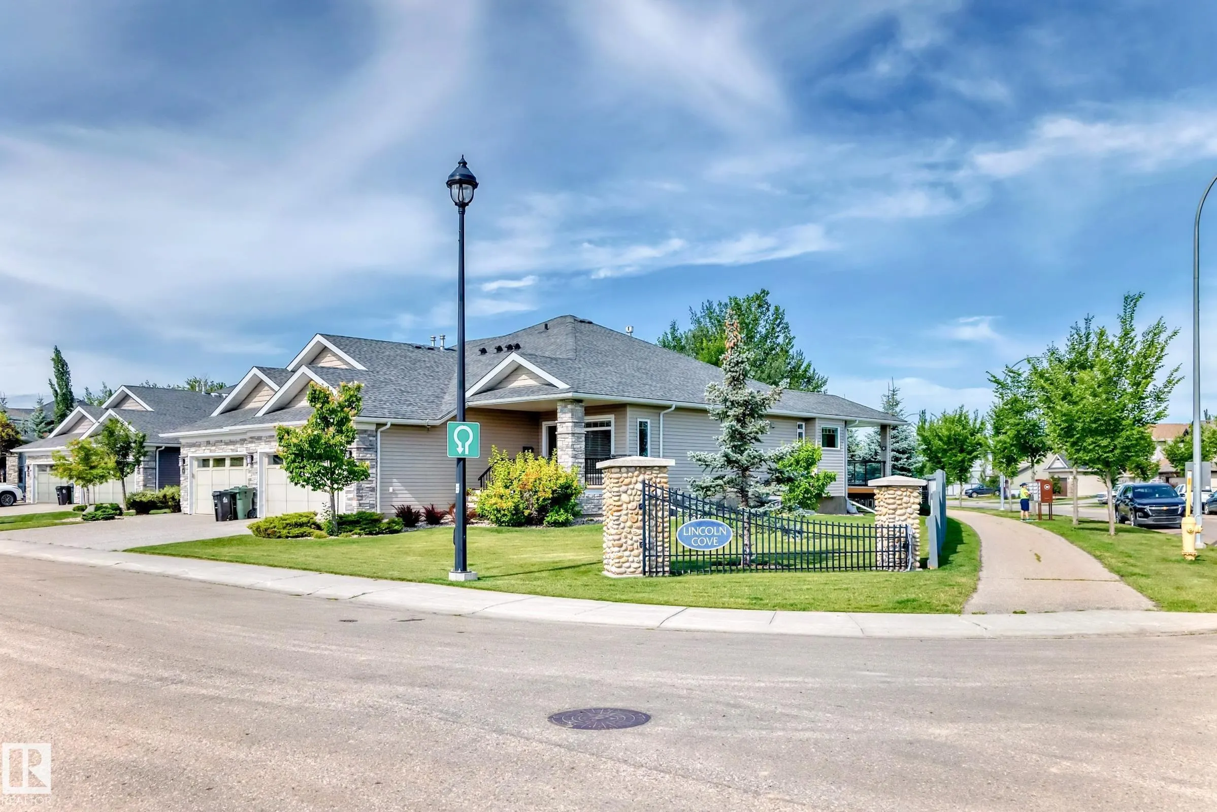 1 LINCOLN Cove
