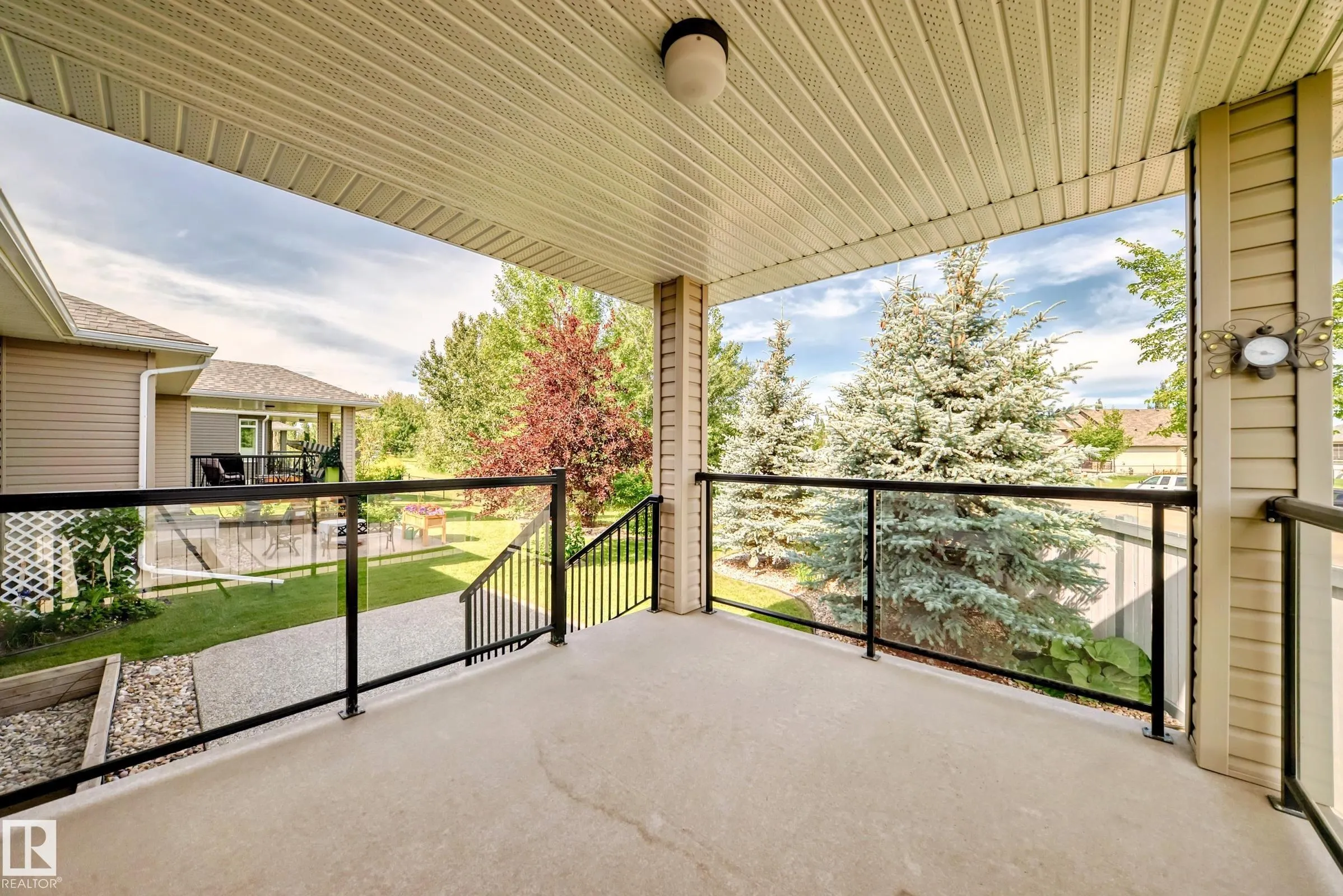 1 LINCOLN Cove