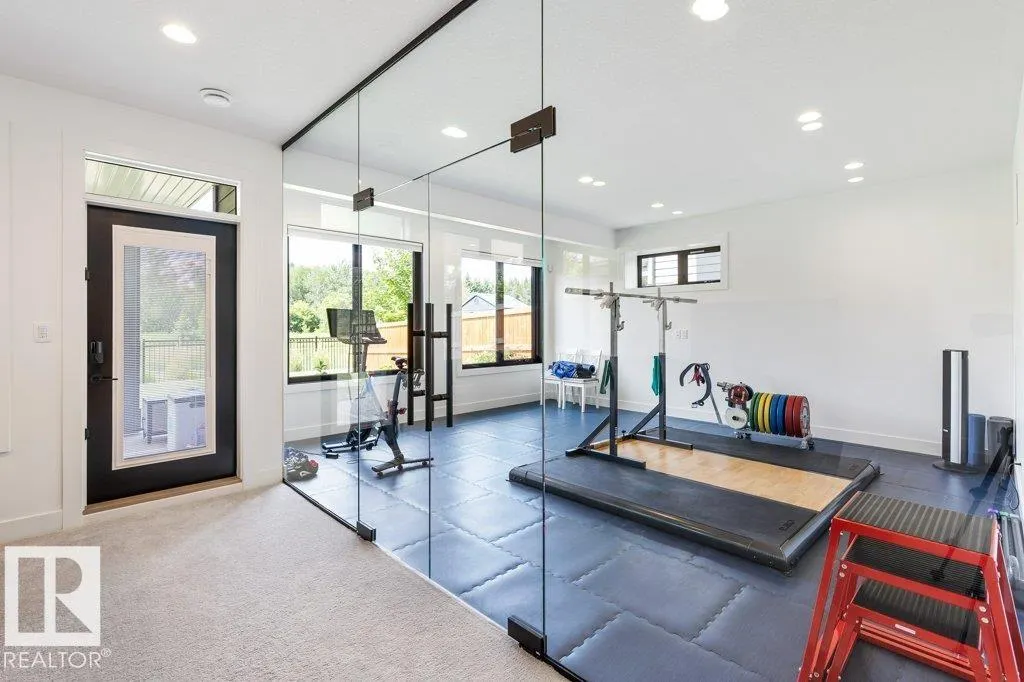 27 RYBURY Court