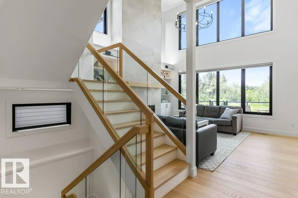 27 RYBURY Court