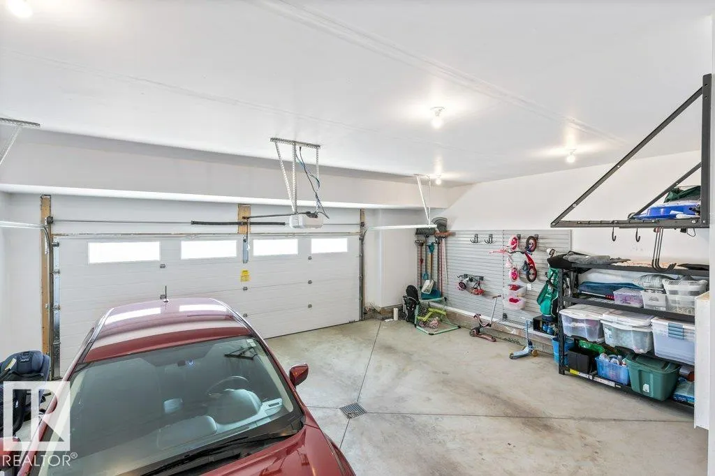 27 RYBURY Court