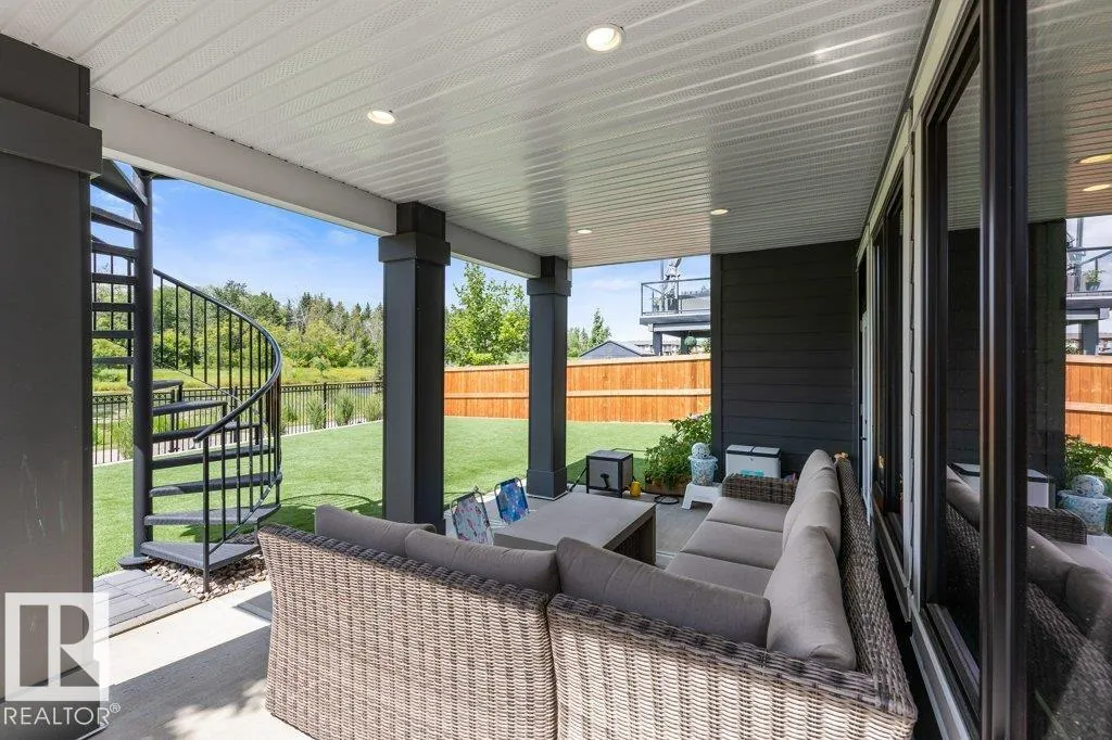 27 RYBURY Court