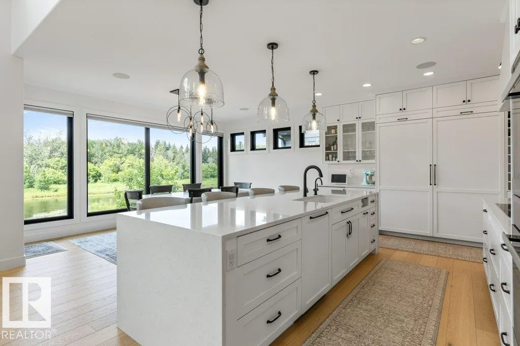 27 RYBURY Court