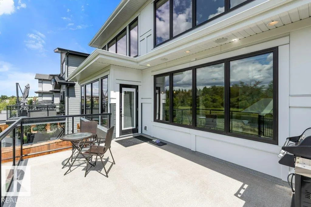 27 RYBURY Court
