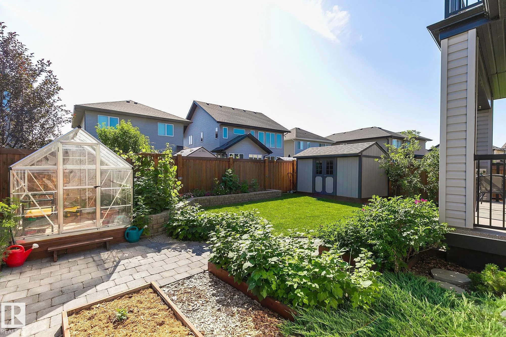 475 ALLARD Boulevard