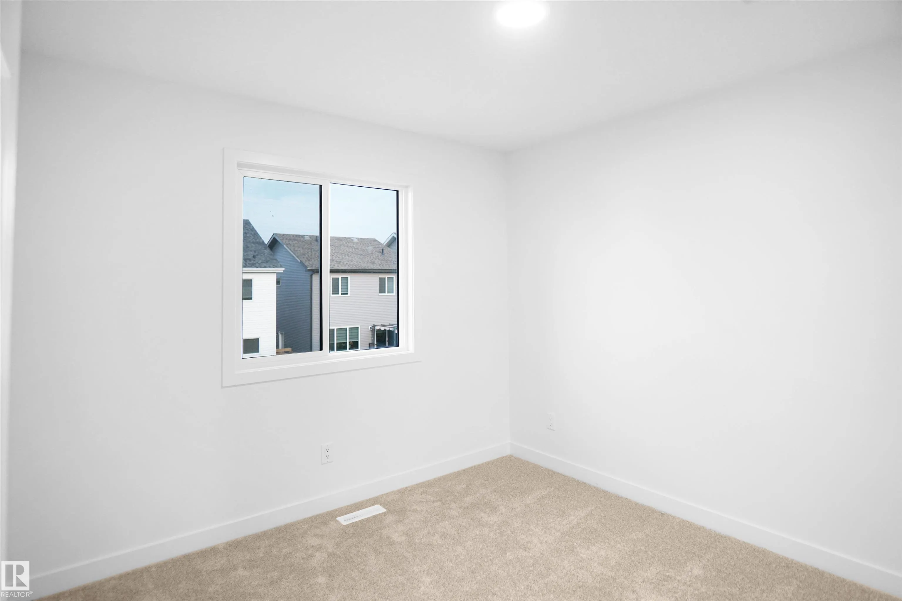 87 Ficus Way