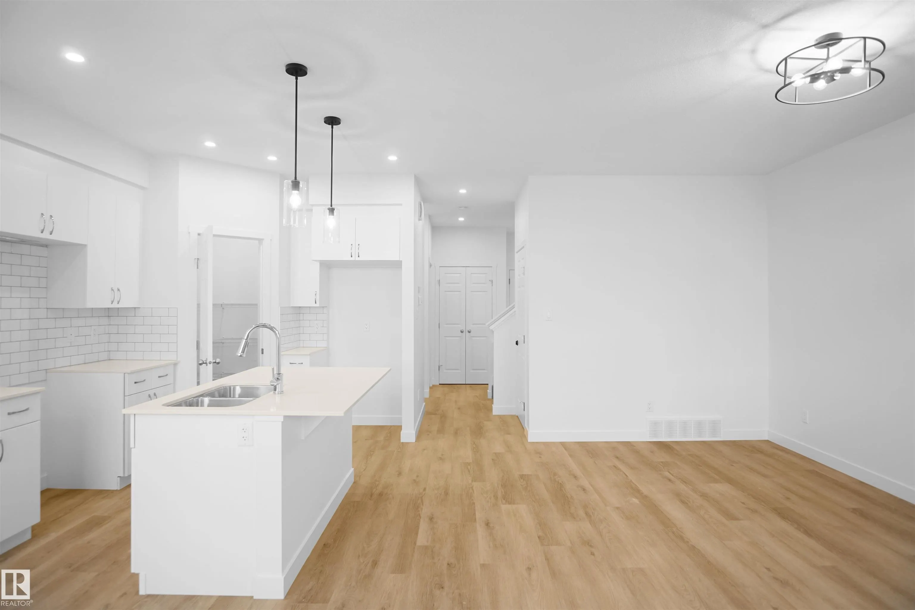 87 Ficus Way
